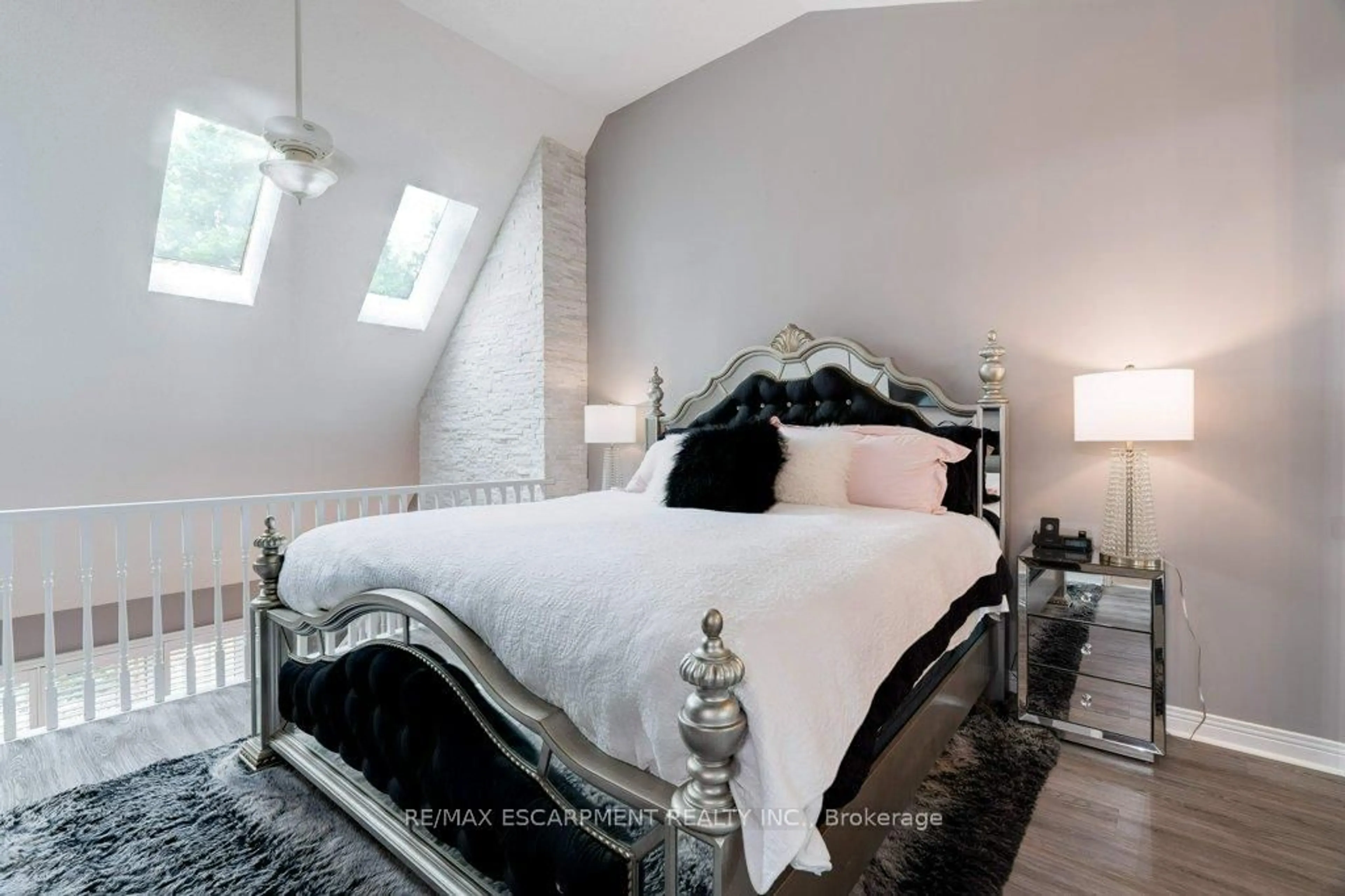 Bedroom with bed, unknown for 1280 Maple Crossing Blvd #11, Burlington Ontario L7S 2G1