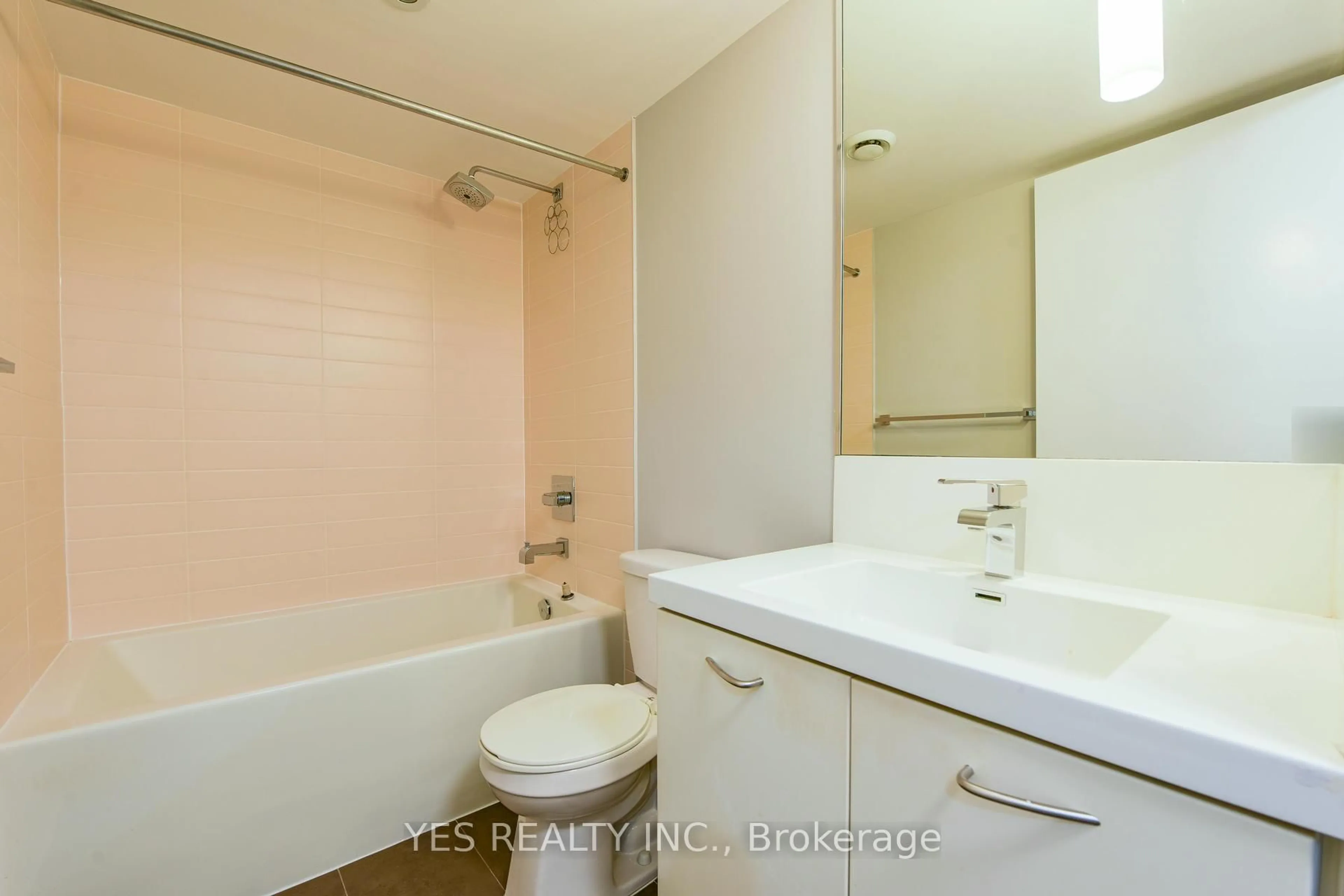 Standard bathroom, unknown for 1 Valhalla Inn Rd #1204, Toronto Ontario M9B 1S9