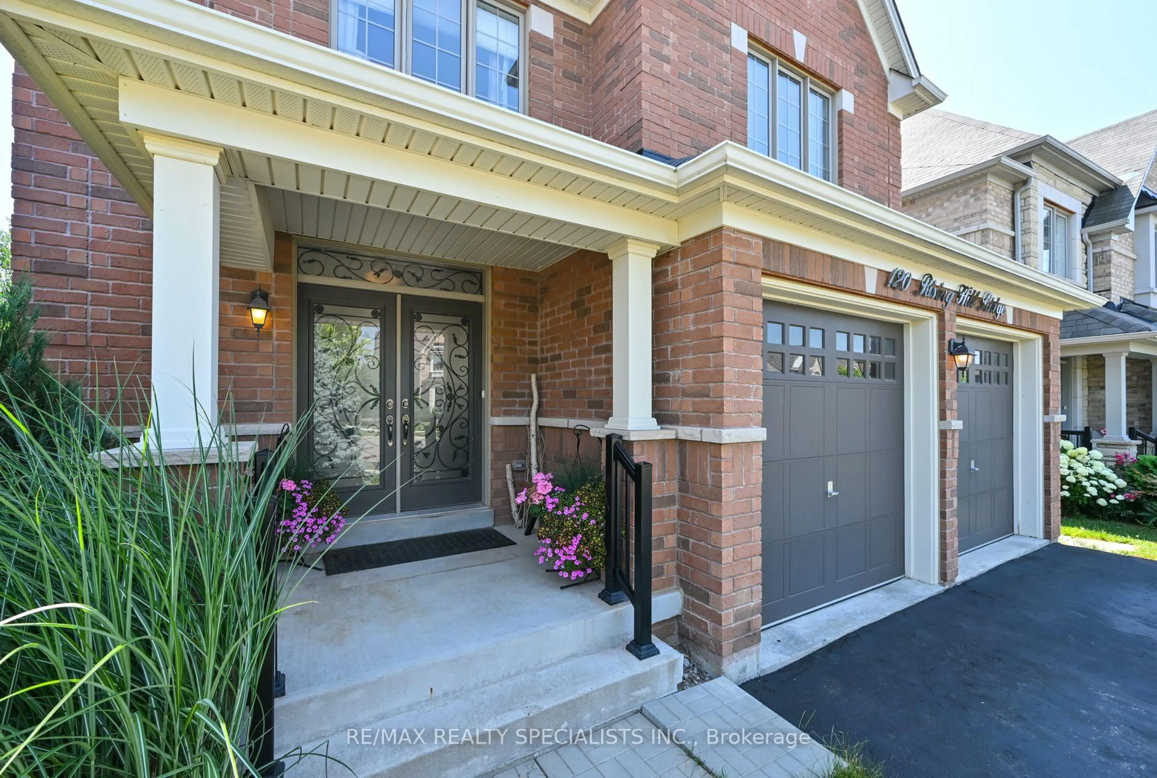 Home with brick exterior material, street for 120 RISING HILL Rdge, Brampton Ontario L6Y 6B2