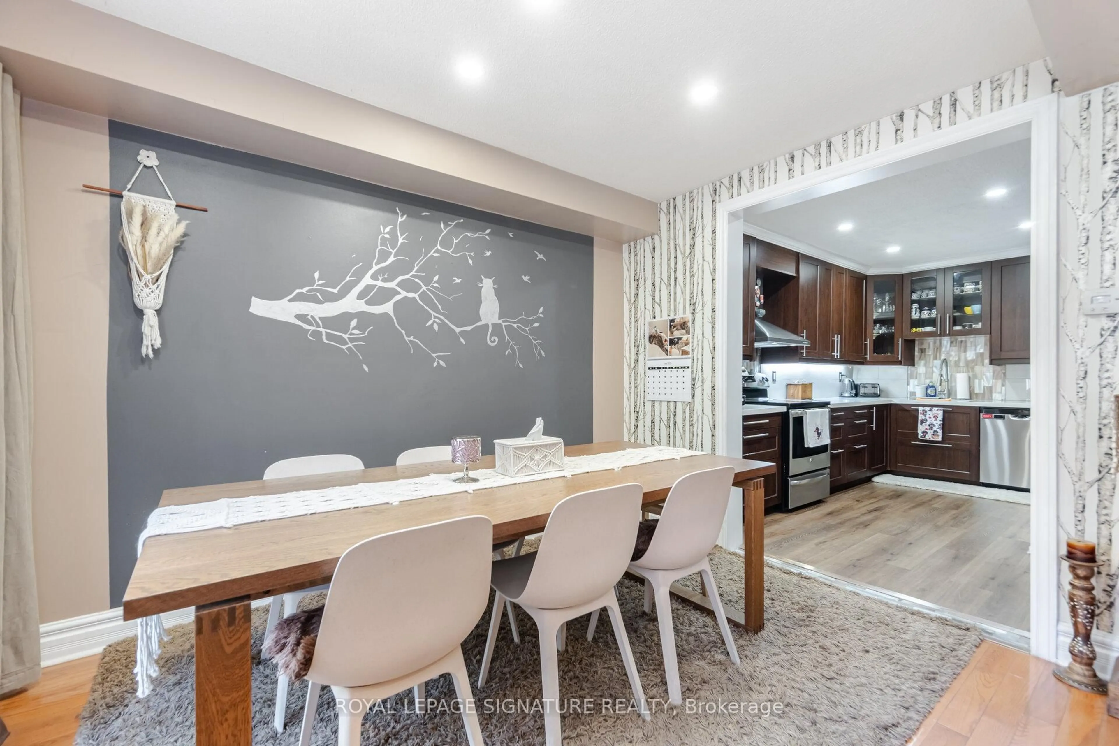 Unknown for 800 Constellation Dr #23, Mississauga Ontario L5R 3L6