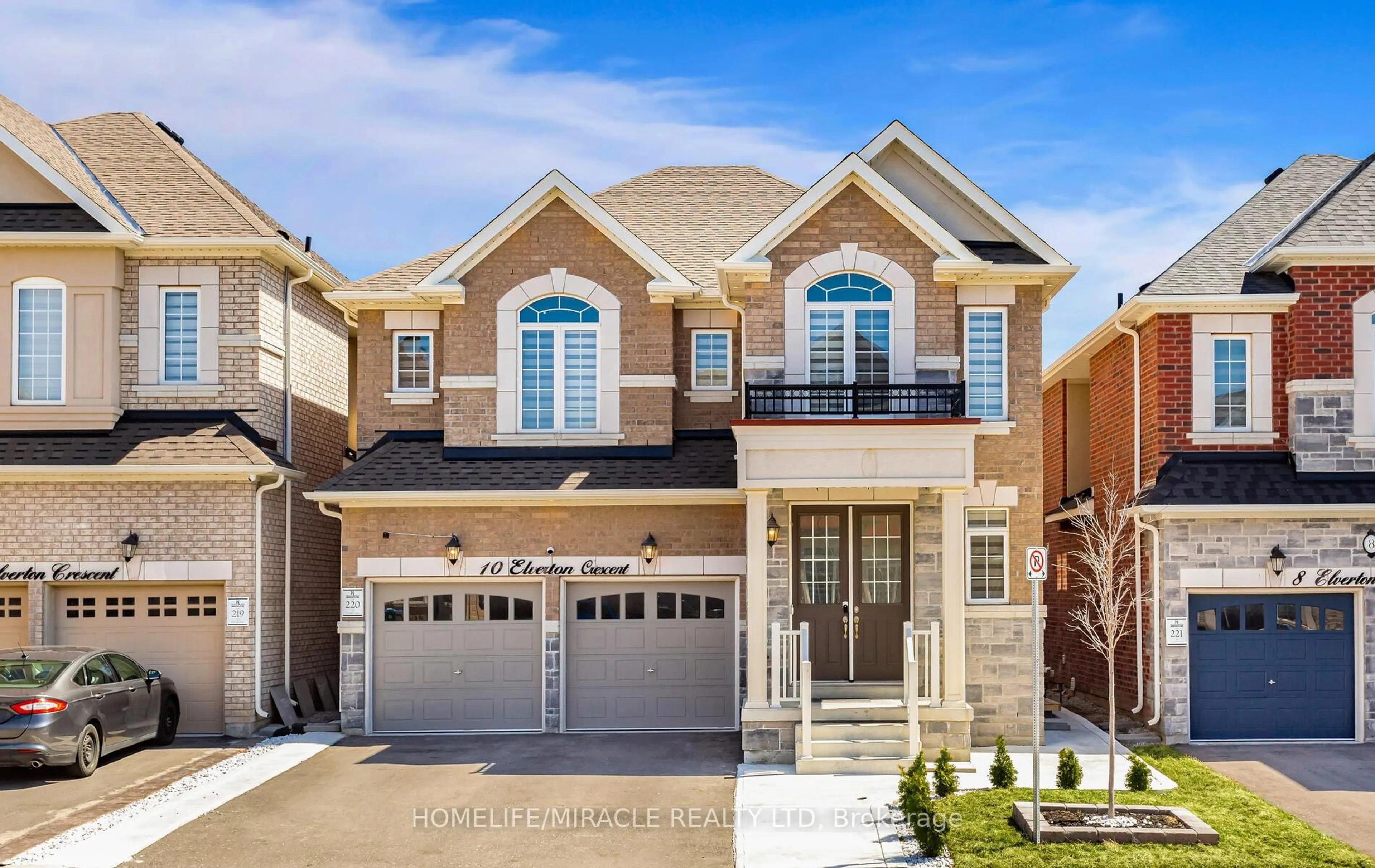 Home with brick exterior material, street for 10 Elverton Cres, Brampton Ontario L7A 4Z4