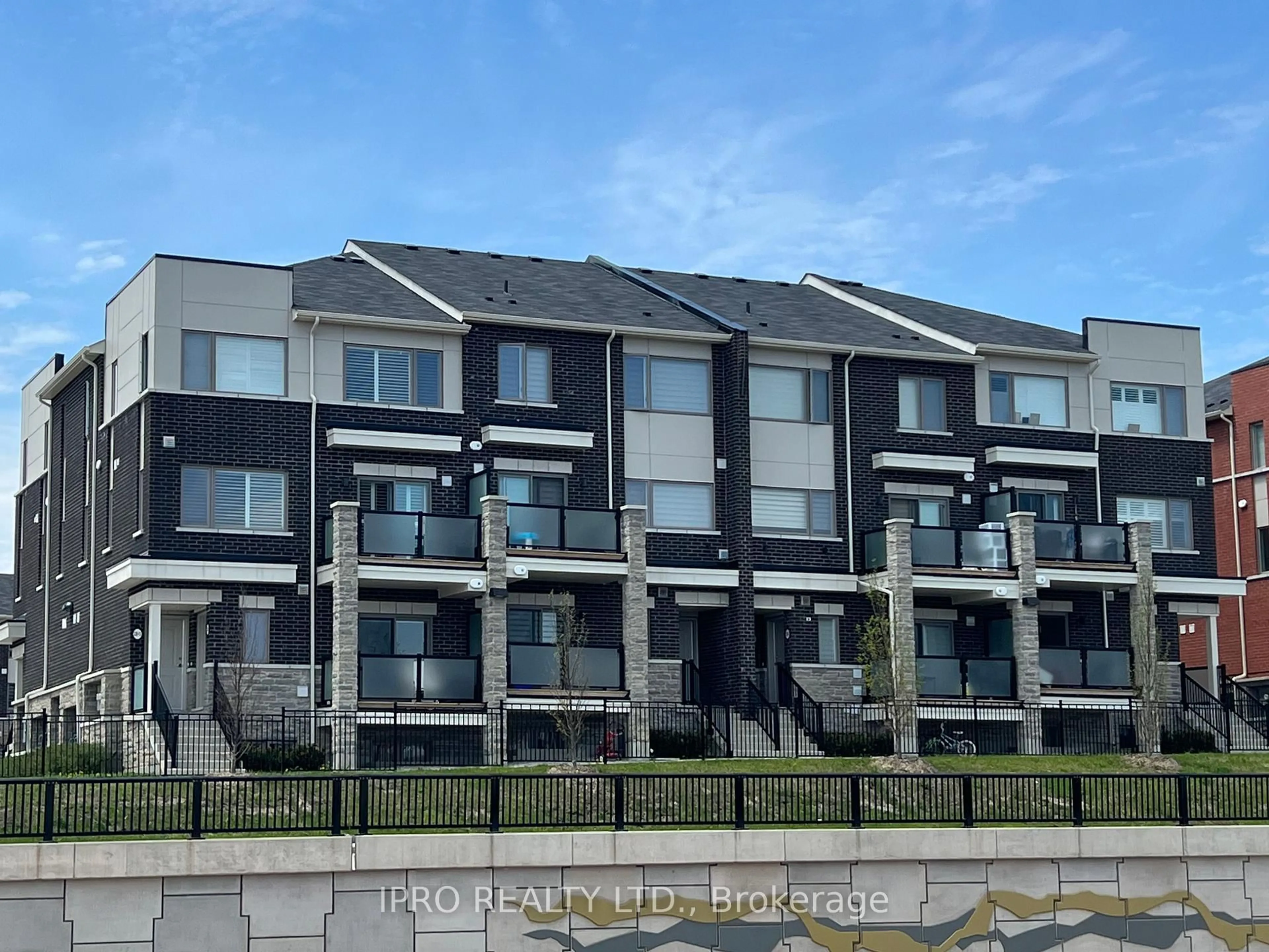 Unknown for 220 Lagerfeld Dr #15, Brampton Ontario L7A 5H1