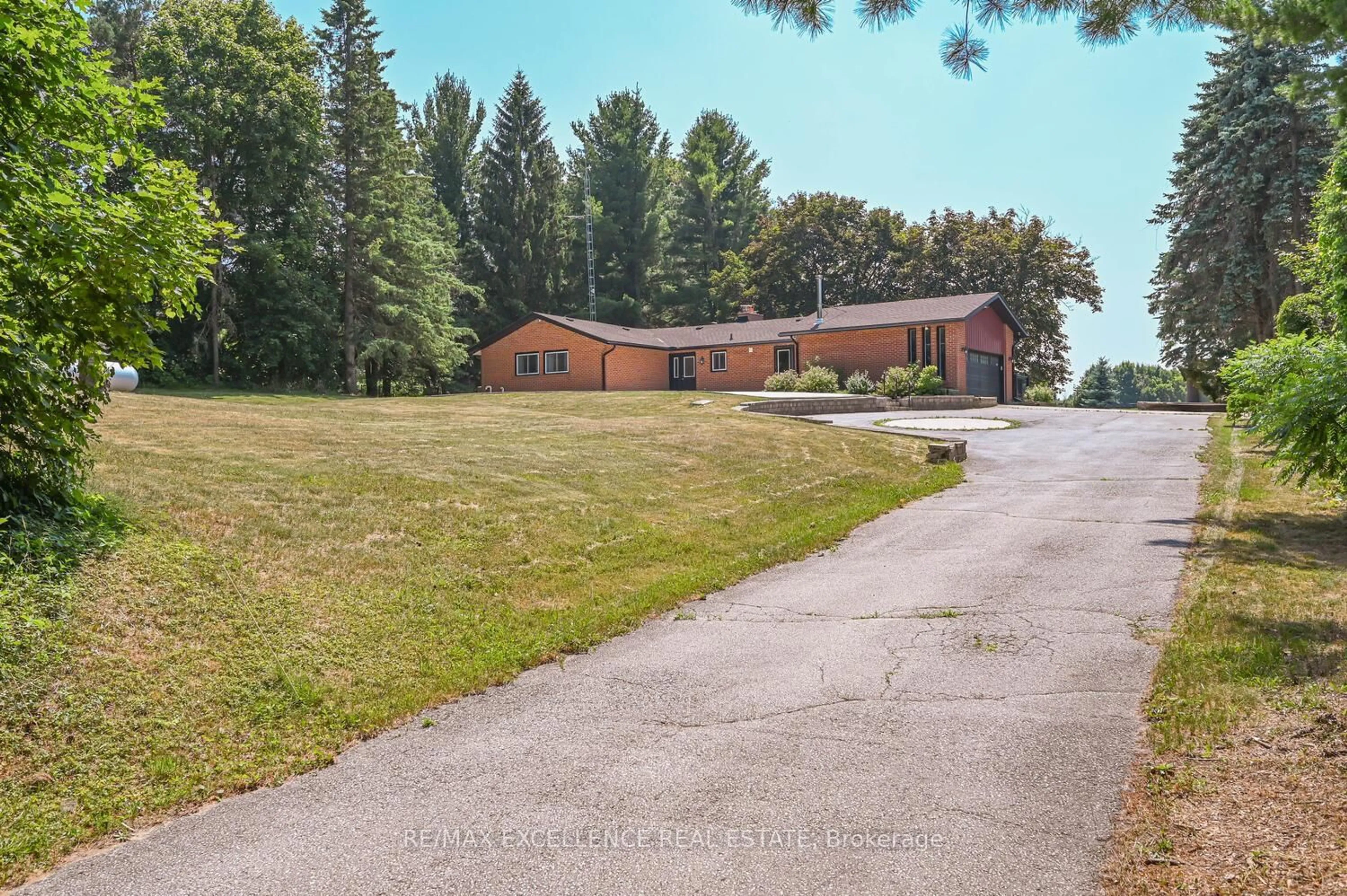 A pic from outside/outdoor area/front of a property/back of a property/a pic from drone, unknown for 14812 Centreville Creek Rd, Caledon Ontario L7C 3B1