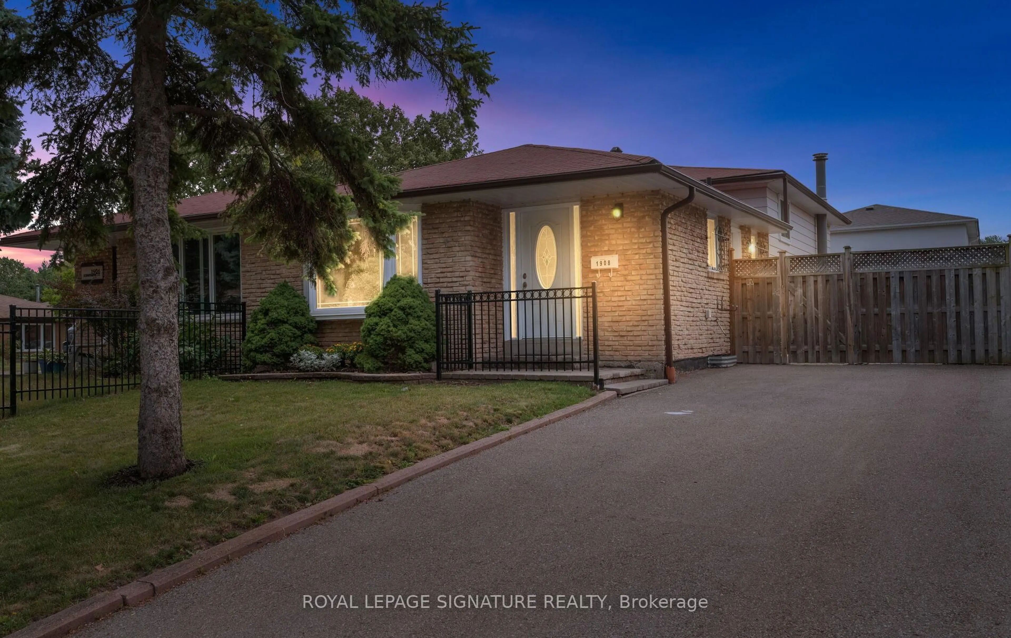 Home with brick exterior material, street for 1908 Bonnymede Dr, Mississauga Ontario L5J 1E1