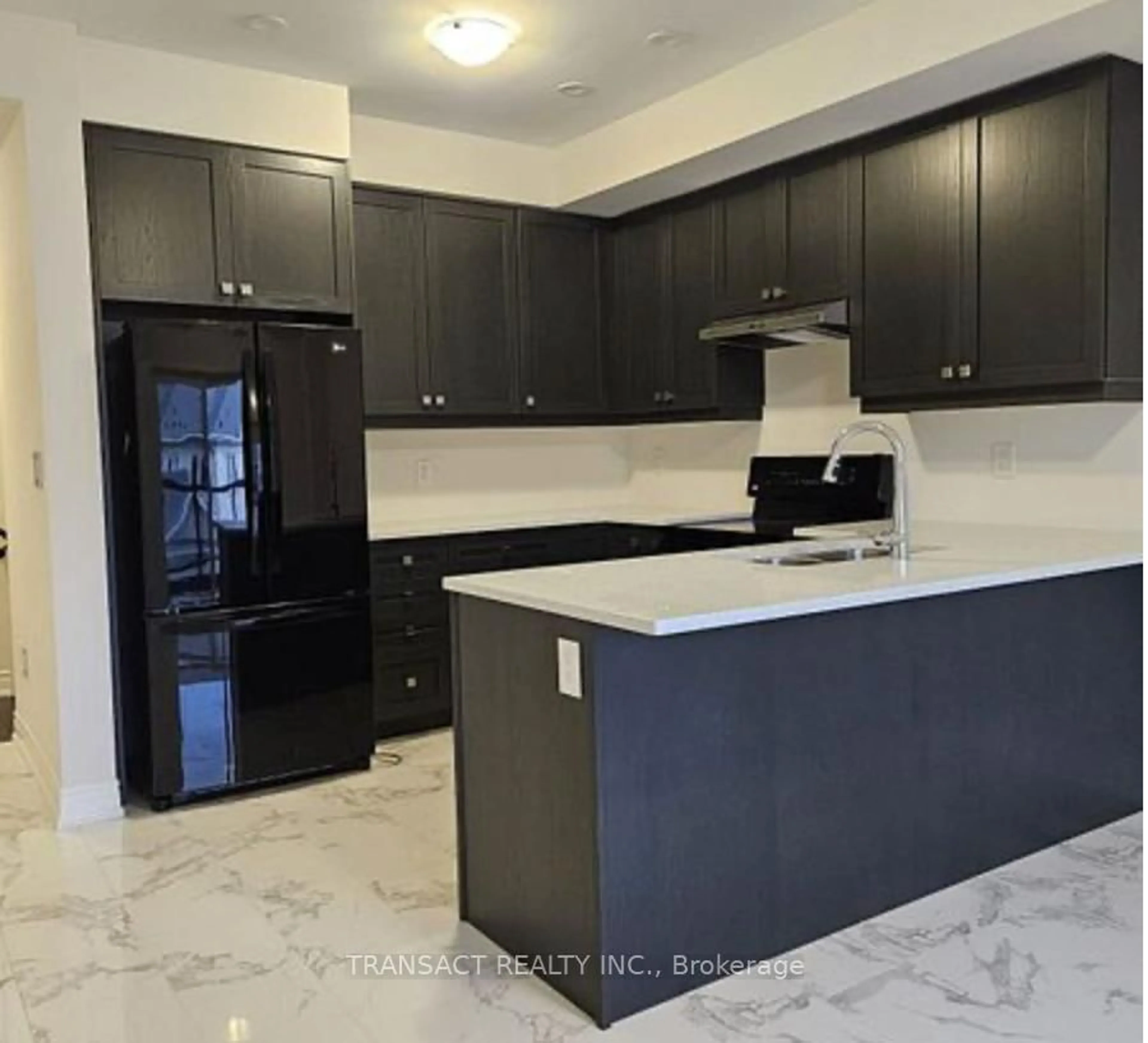 Open concept kitchen, ceramic/tile floor for 389 Inspire Blvd, Brampton Ontario L6R 4E4