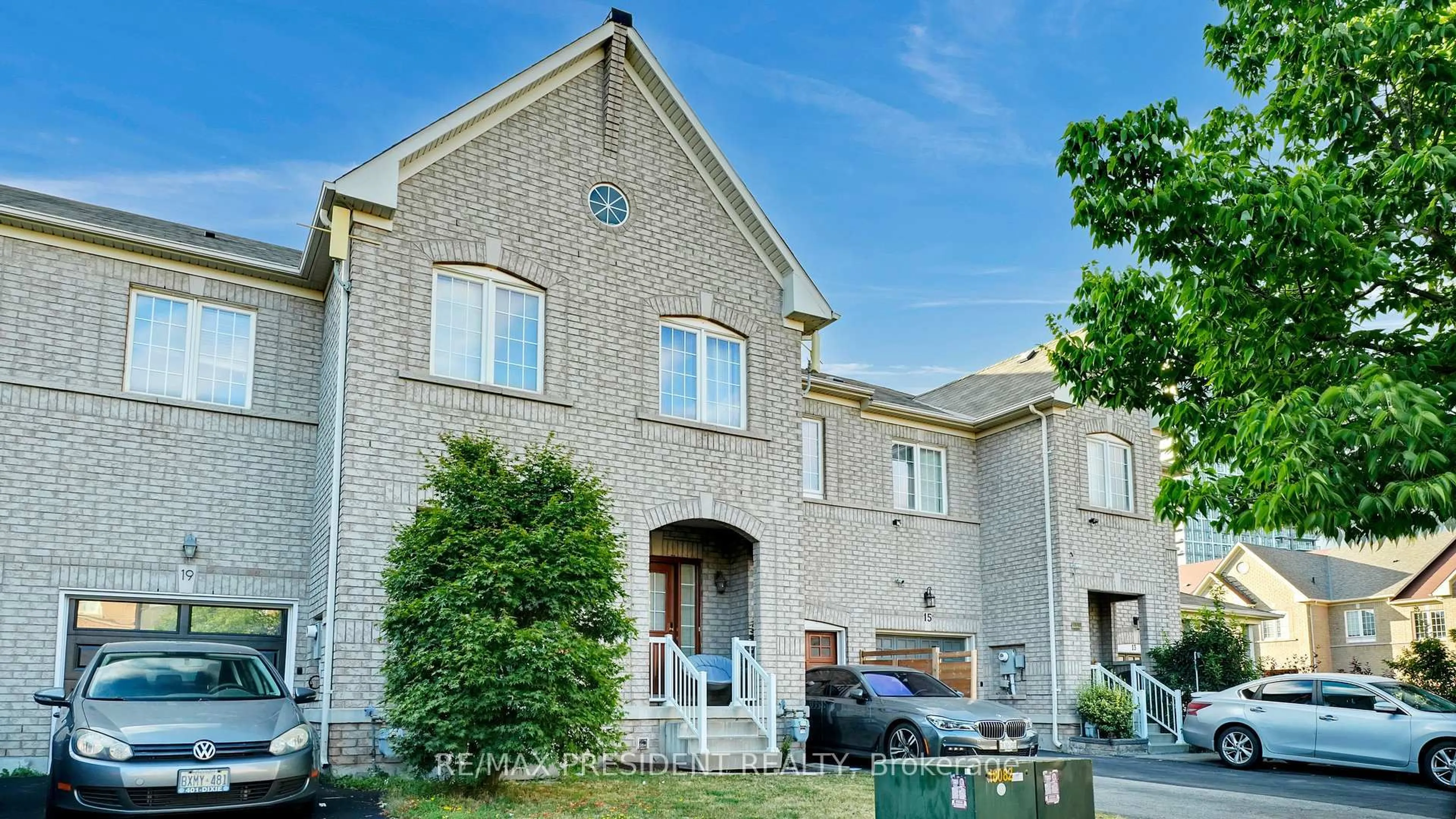 Home with brick exterior material, street for 17 Frenchpark Circ, Brampton Ontario L6X 0Y6