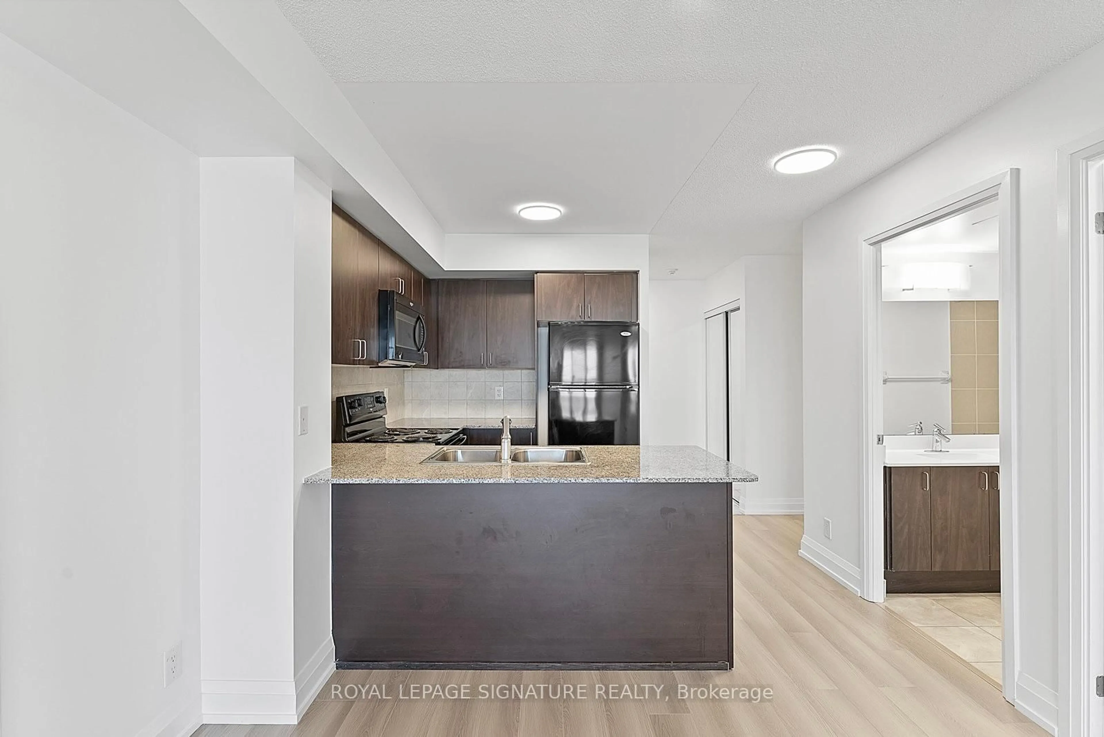Open concept kitchen, unknown for 55 De Boers Dr #1109, Toronto Ontario M3J 0G5
