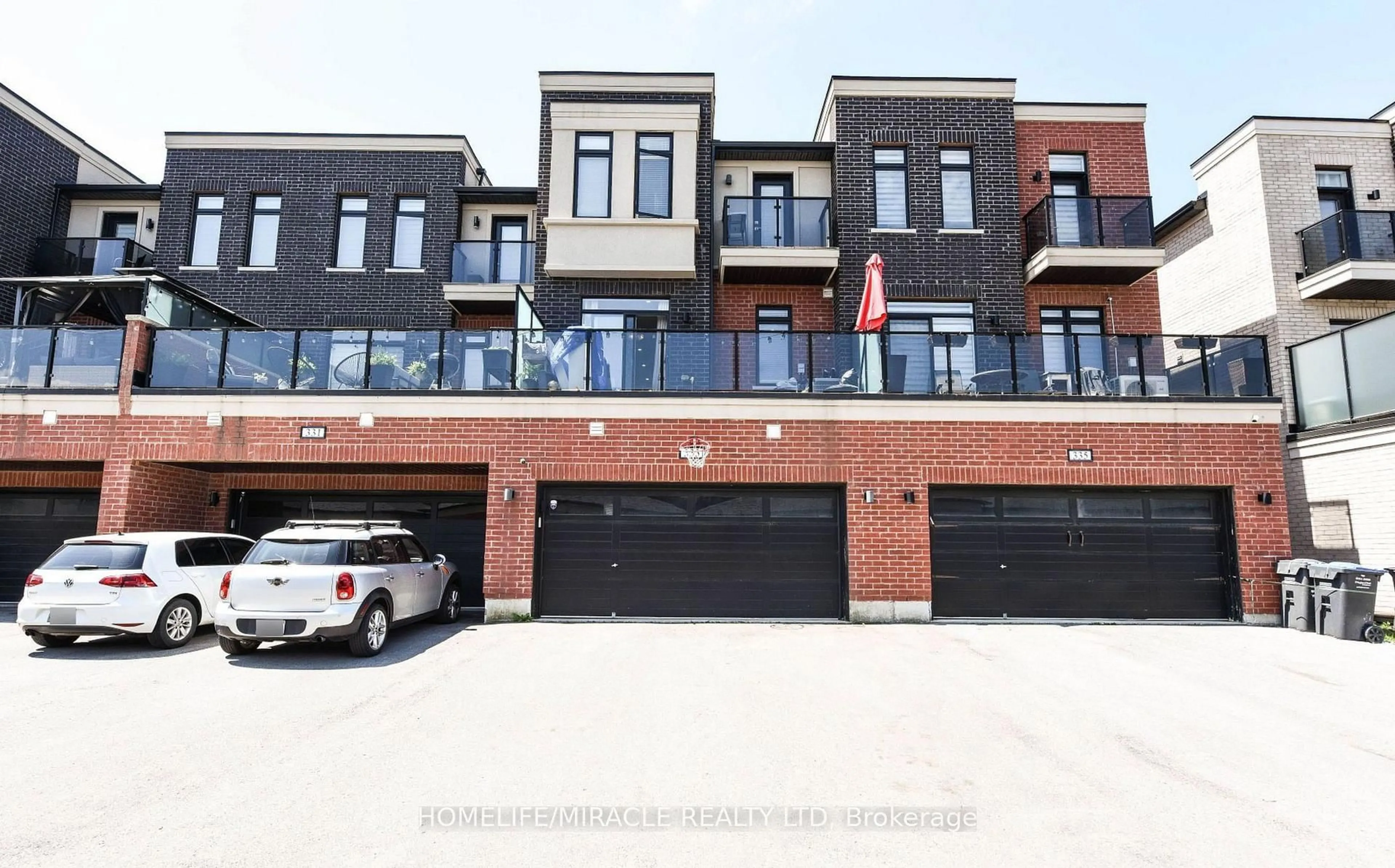 Home with brick exterior material, street for 333 Veterans Dr, Brampton Ontario L7A 4W2