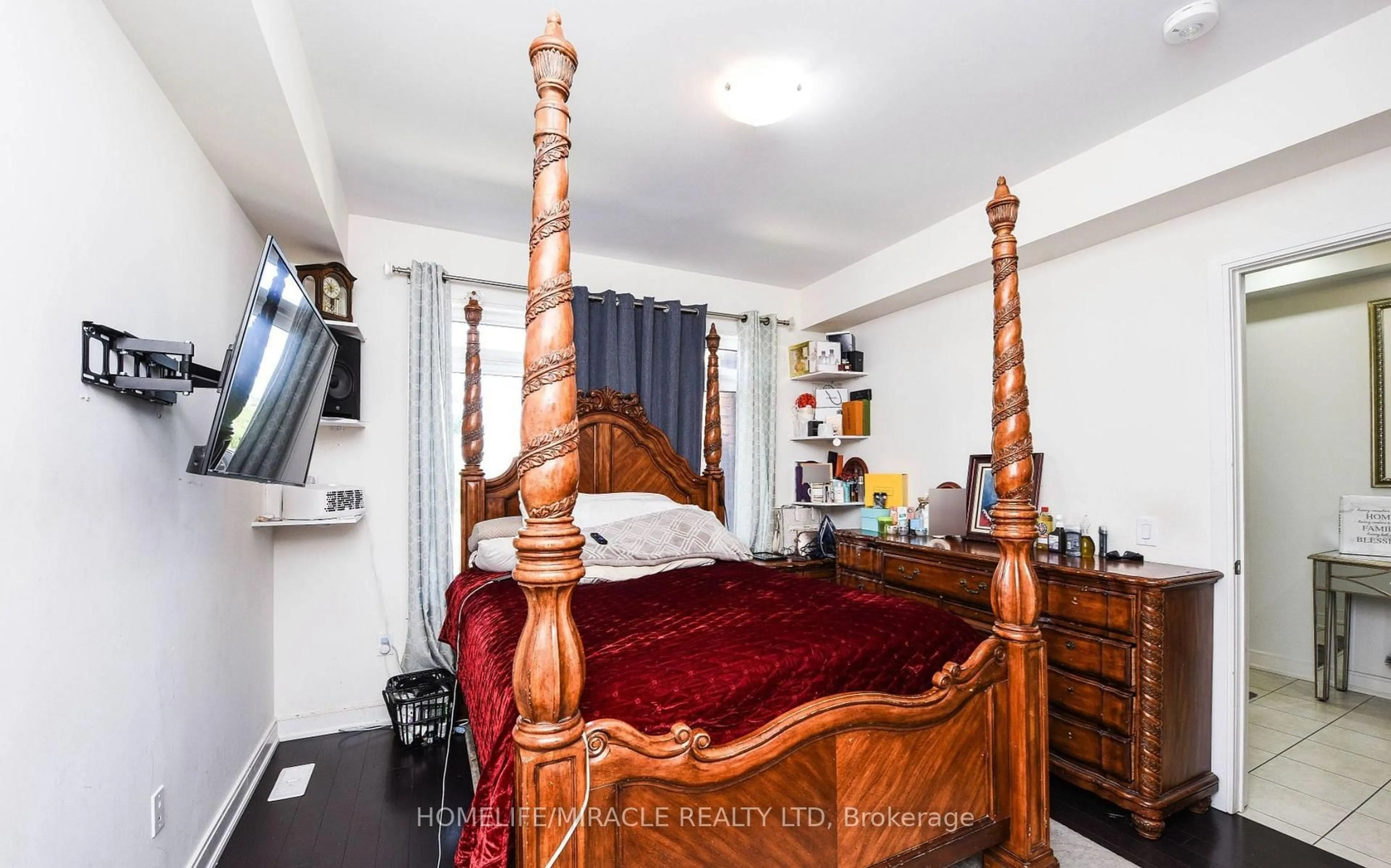 Bedroom with bed, unknown for 333 Veterans Dr, Brampton Ontario L7A 4W2