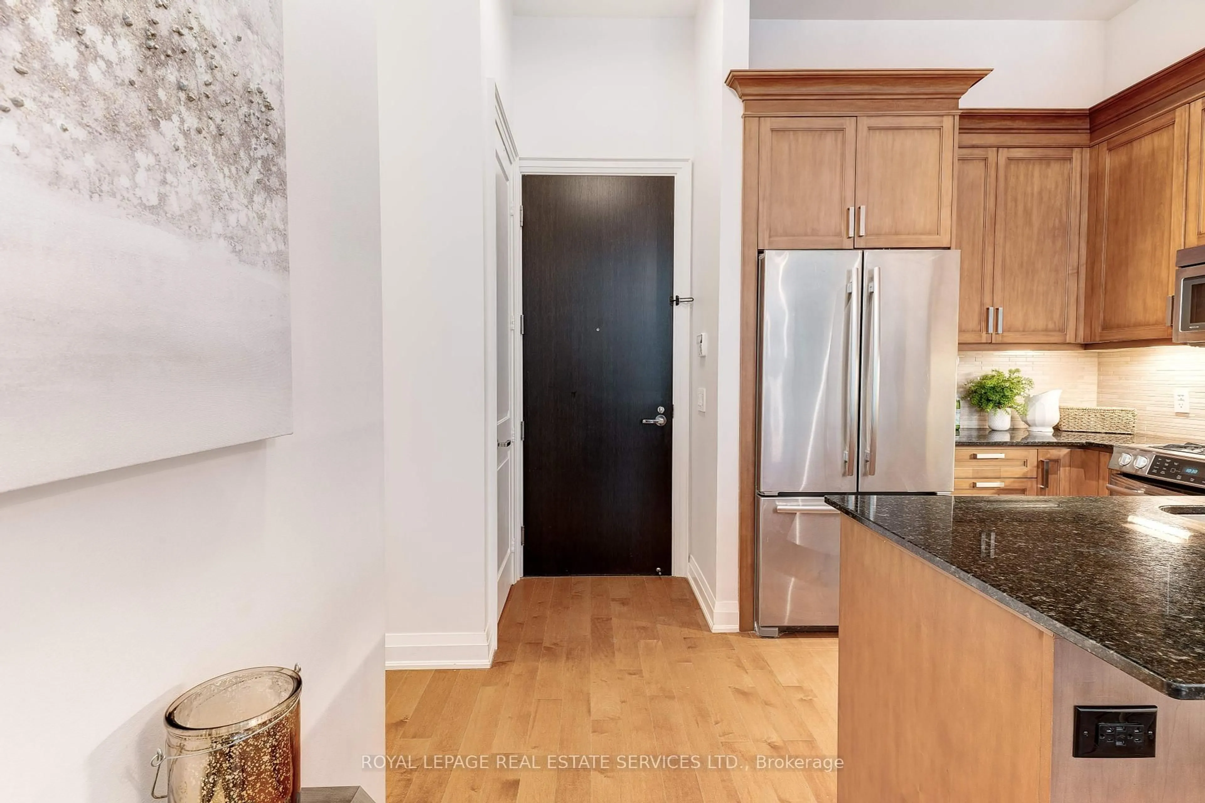 Unknown for 11 Bronte Rd #117, Oakville Ontario L6L 0E1