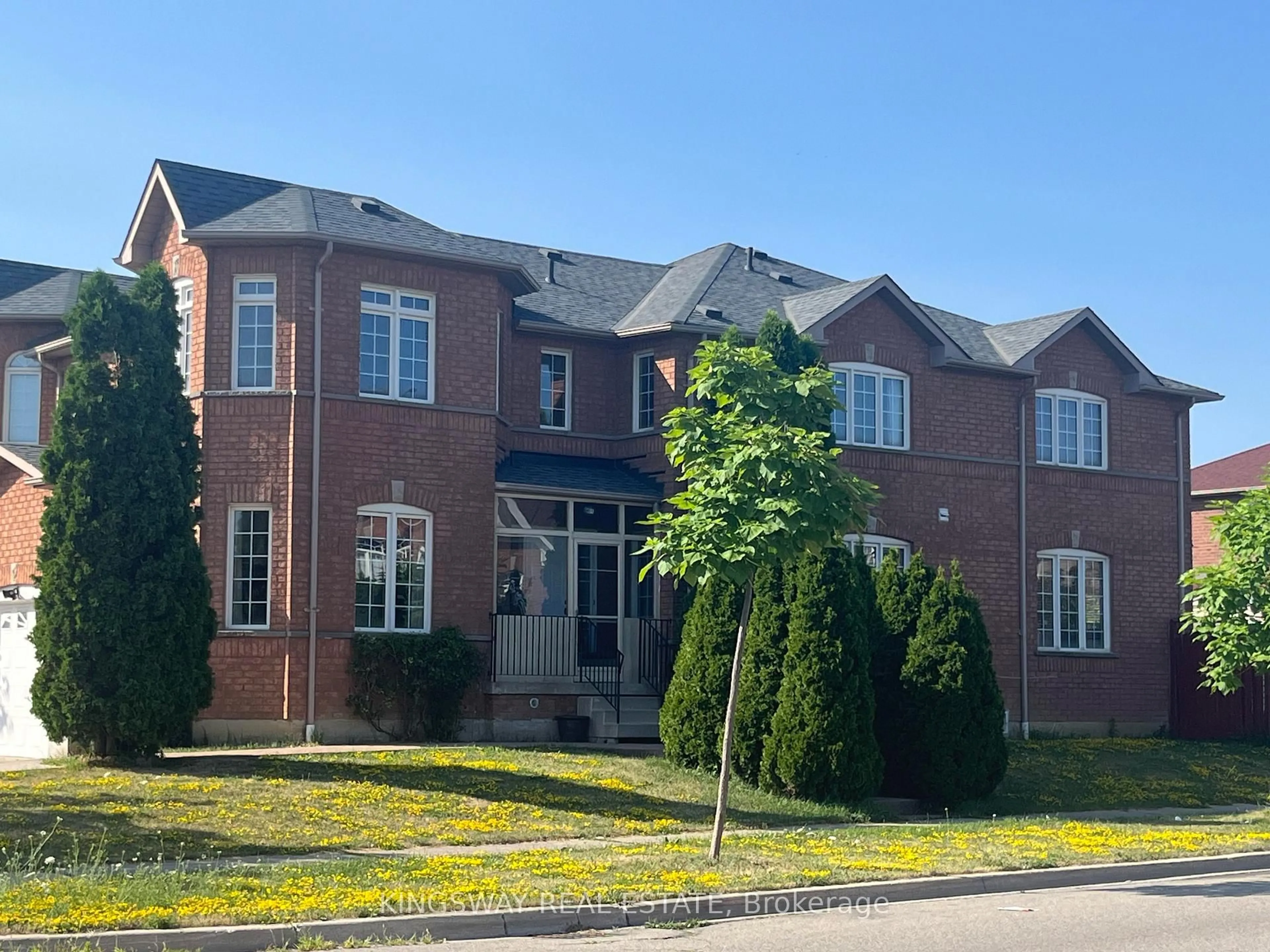 Home with brick exterior material, unknown for 5998 Gant Cres, Mississauga Ontario L5V 2T6