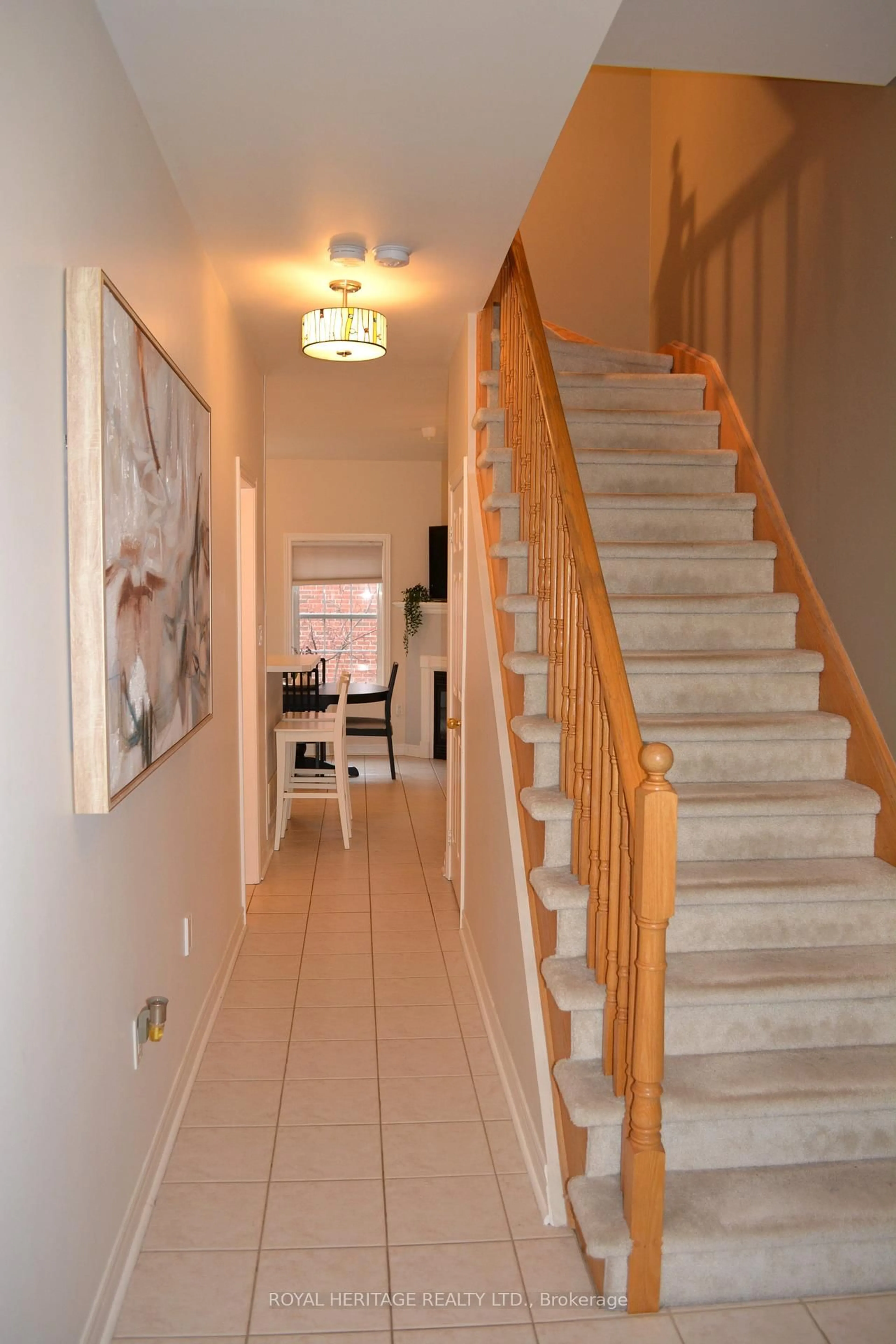 Unknown for 20 Wesleyan St, Halton Hills Ontario L7G 2E1