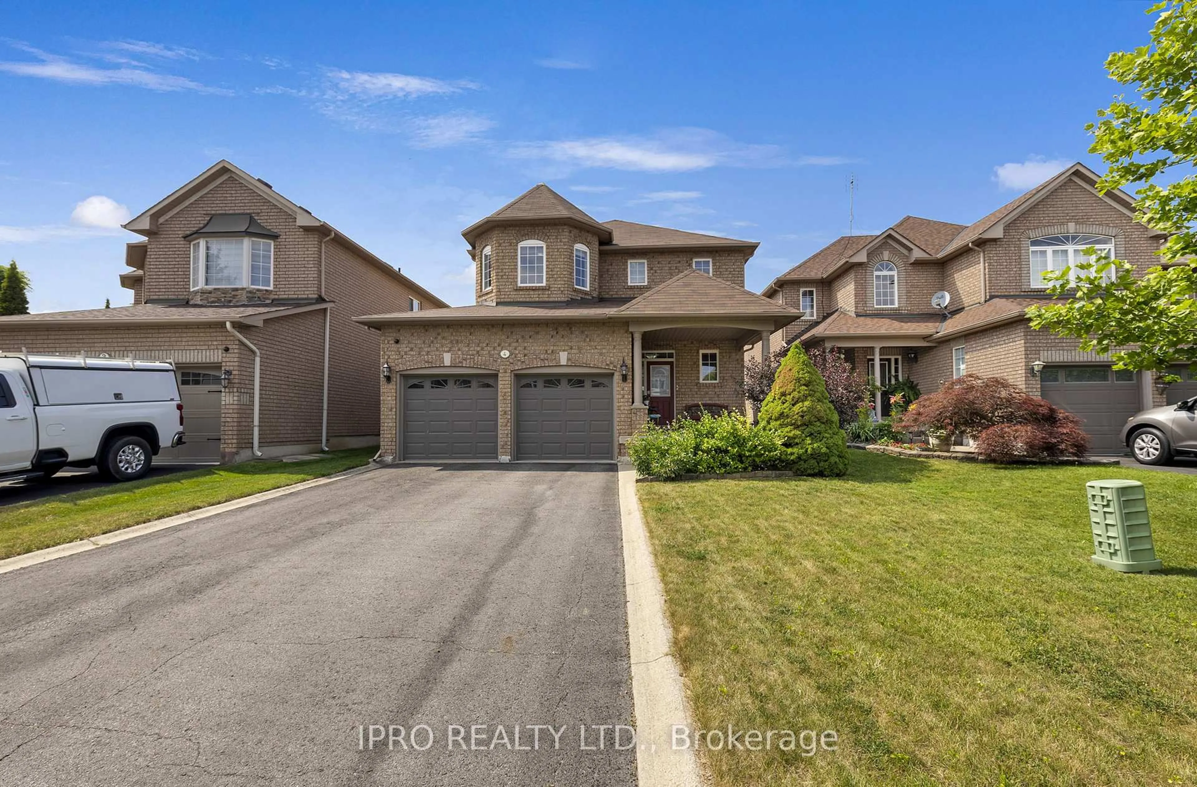 Unknown for 4 Ash Crt, Brampton Ontario L7A 1L5