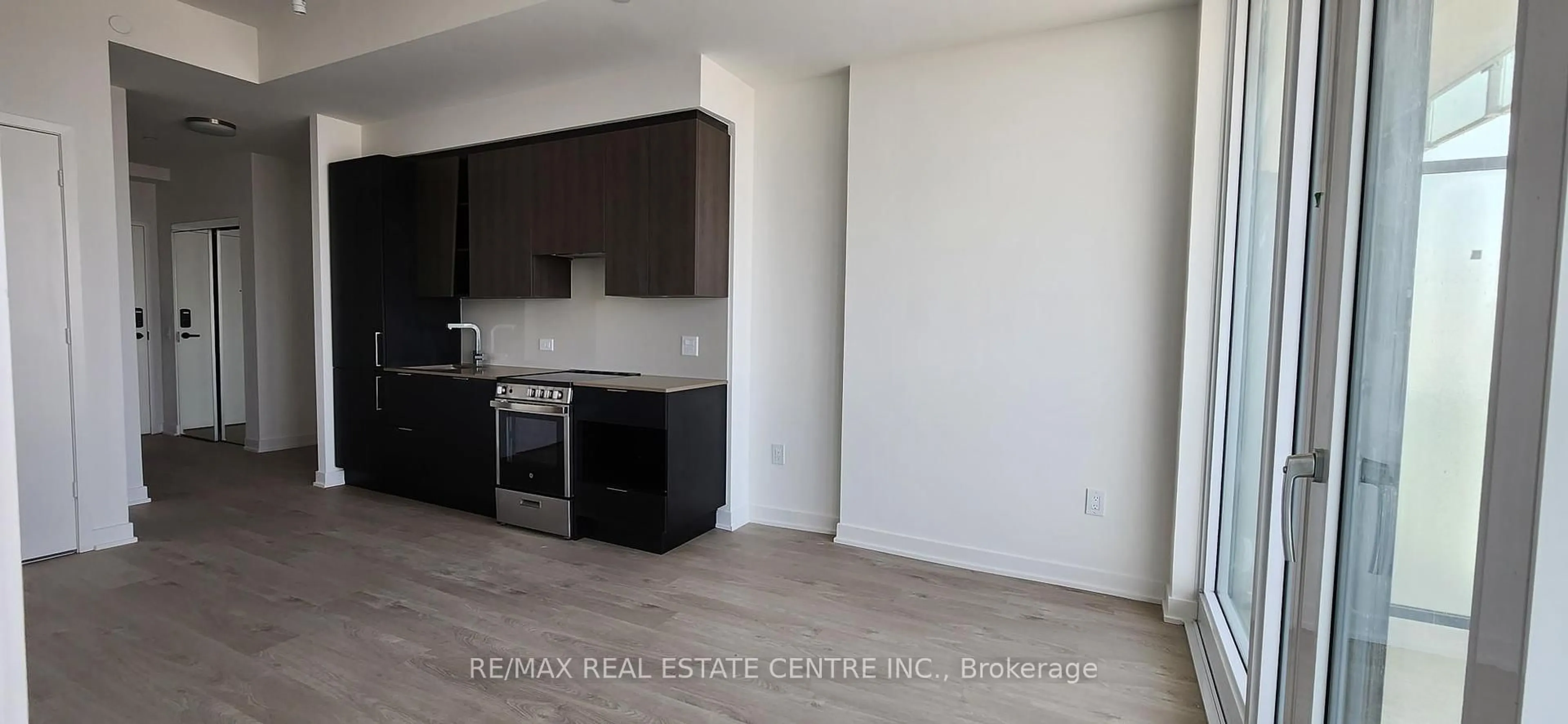Unknown for 3900 Confederation Pkwy #3602, Mississauga Ontario L5B 0M3