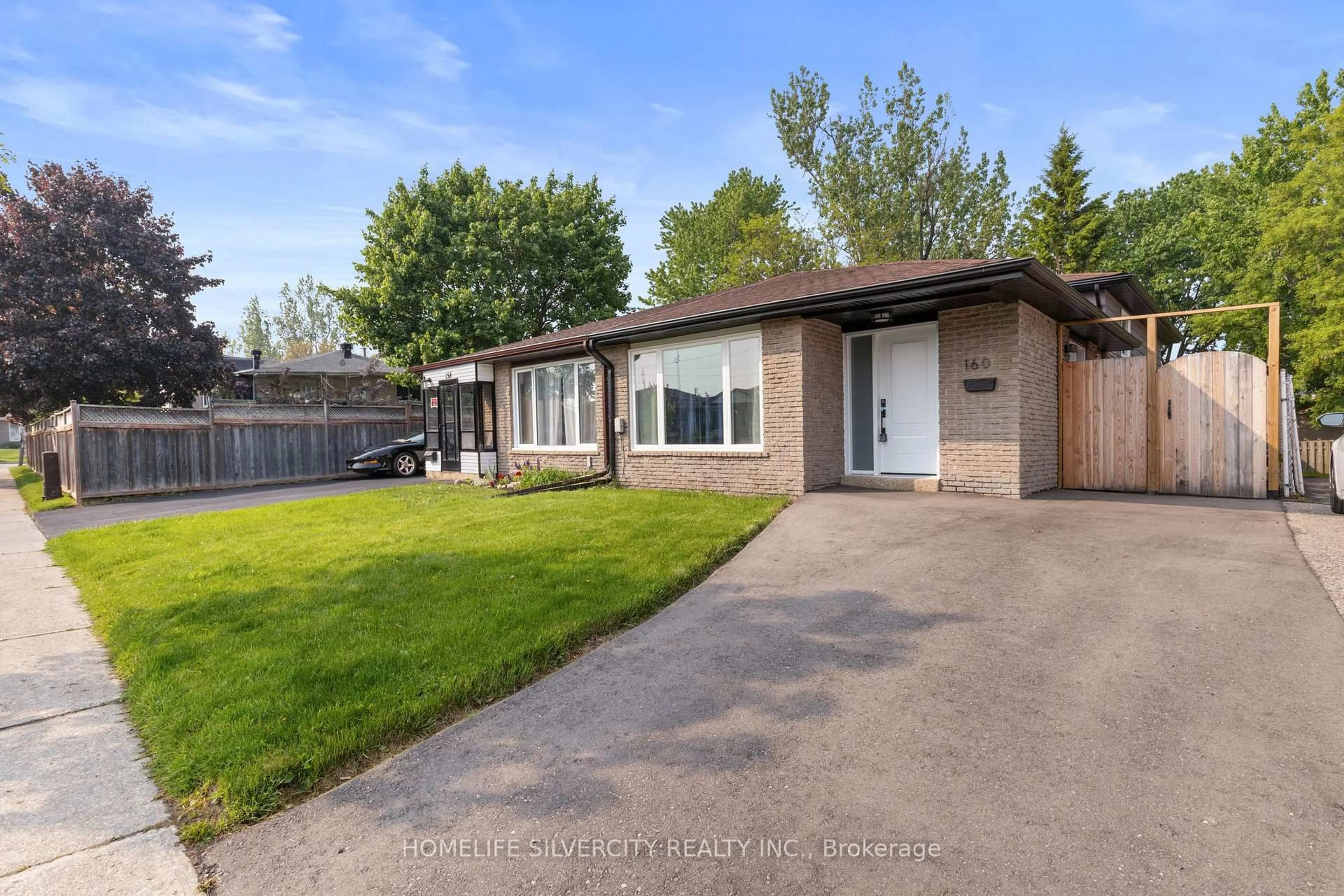 Home with brick exterior material, street for 160 Burbank Cres, Orangeville Ontario L9W 3H8