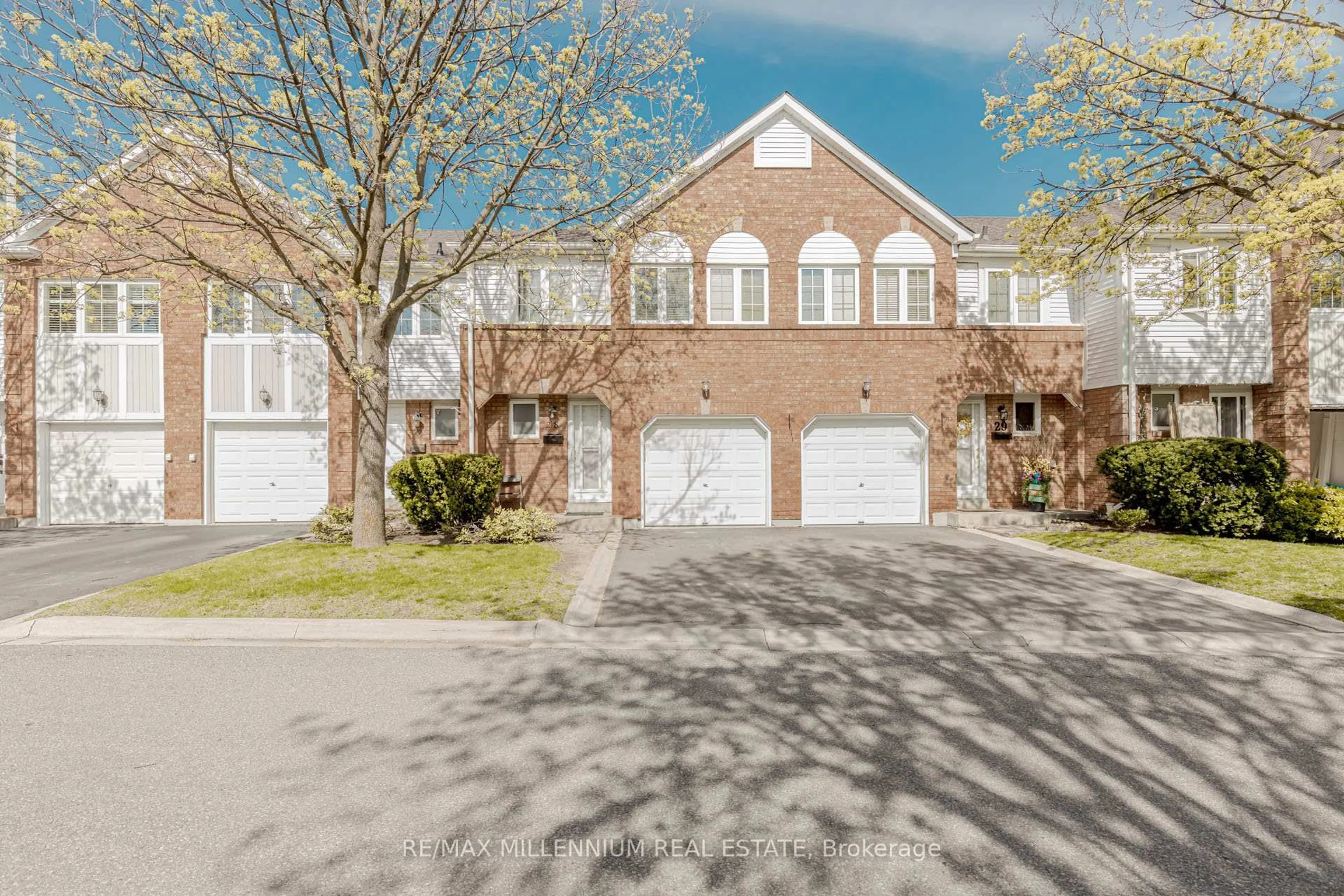 Home with brick exterior material, street for 4605 Donegal Dr #28, Mississauga Ontario L5M 4X7