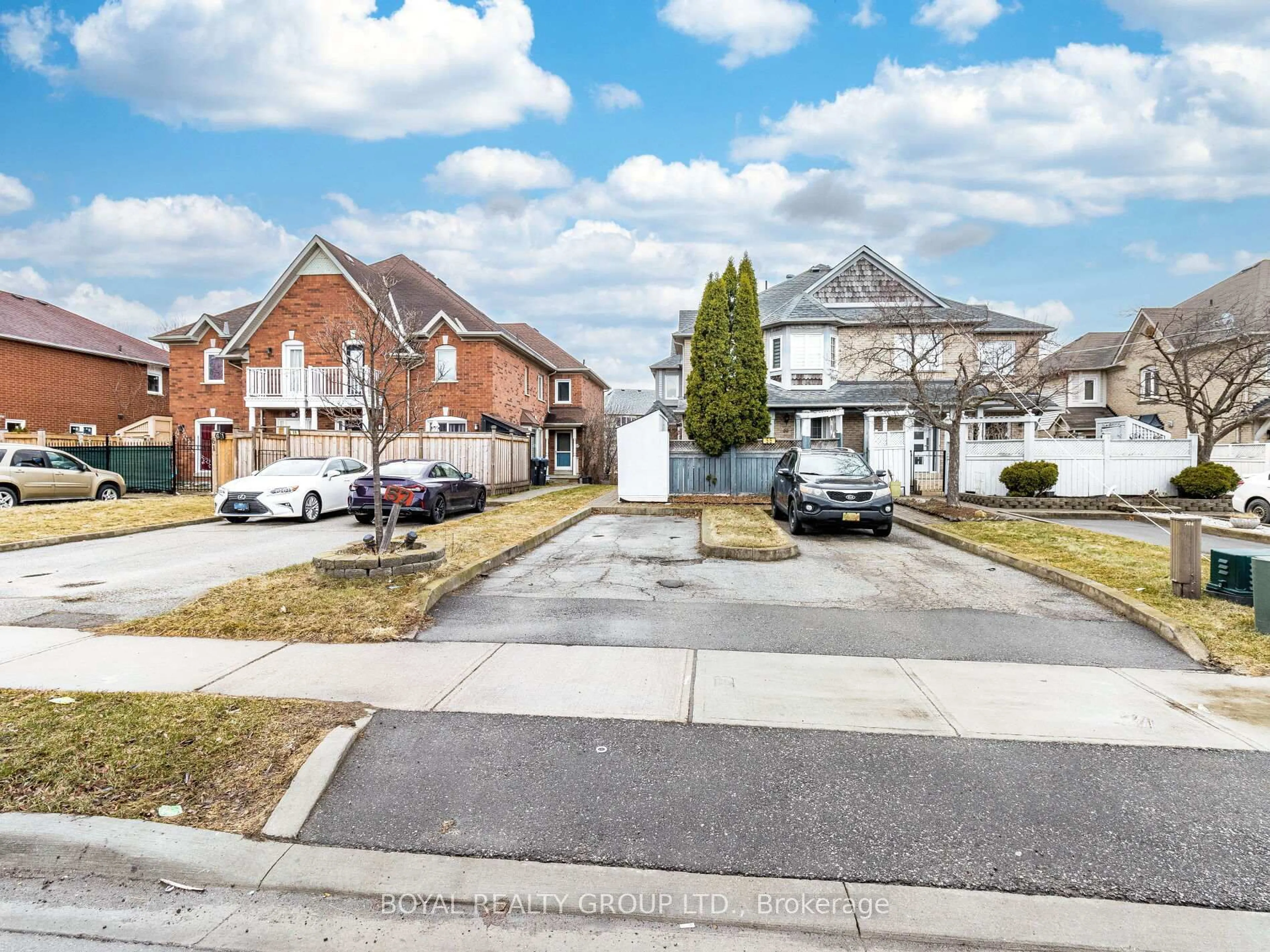 A pic from outside/outdoor area/front of a property/back of a property/a pic from drone, street for 57 Hickorybush Ave, Brampton Ontario L6R 1C8
