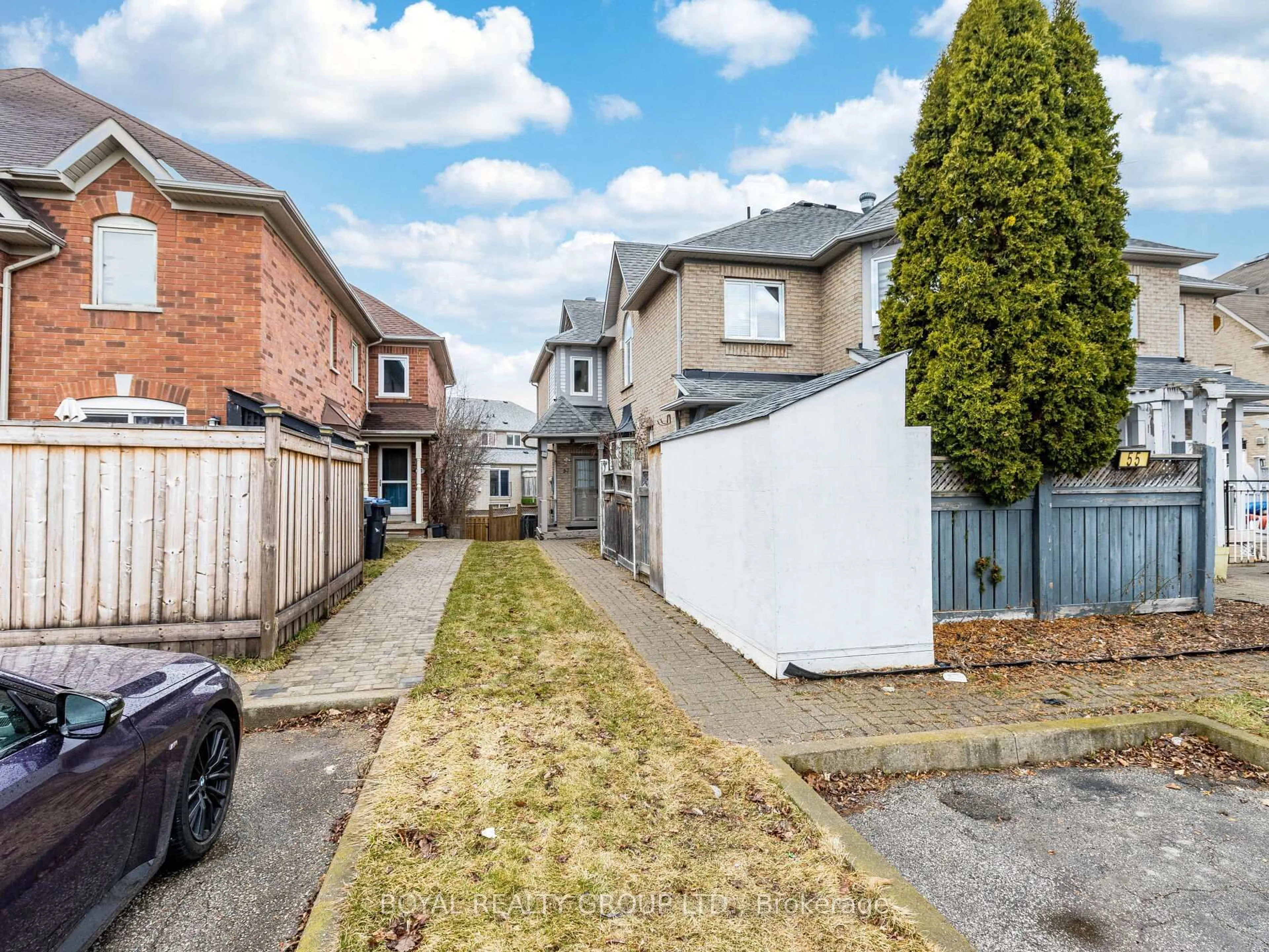 A pic from outside/outdoor area/front of a property/back of a property/a pic from drone, street for 57 Hickorybush Ave, Brampton Ontario L6R 1C8