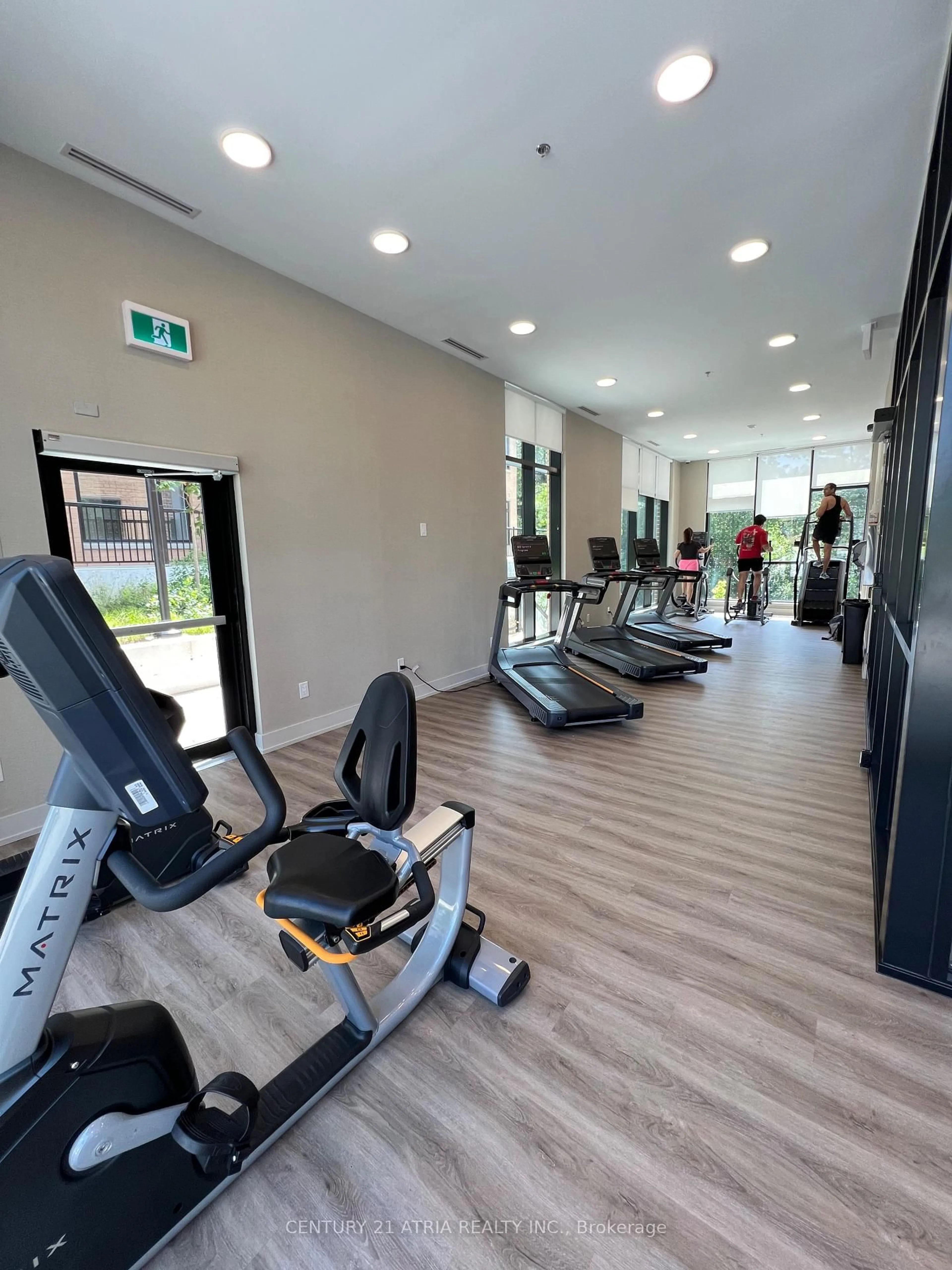 Gym or fitness room for 135 Canon Jackson Dr #302, Toronto Ontario M6M 0C3