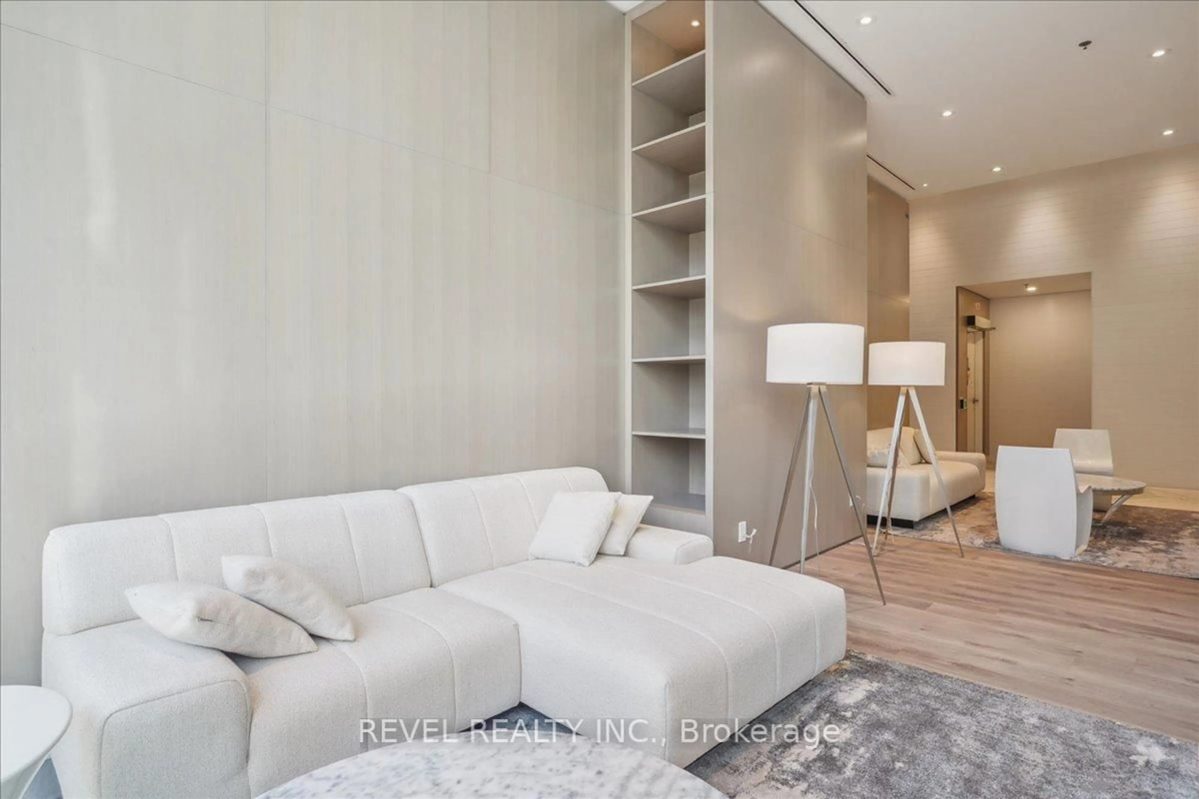 Living room with furniture, unknown for 370 Martha St #1610, Burlington Ontario L7R 2P7