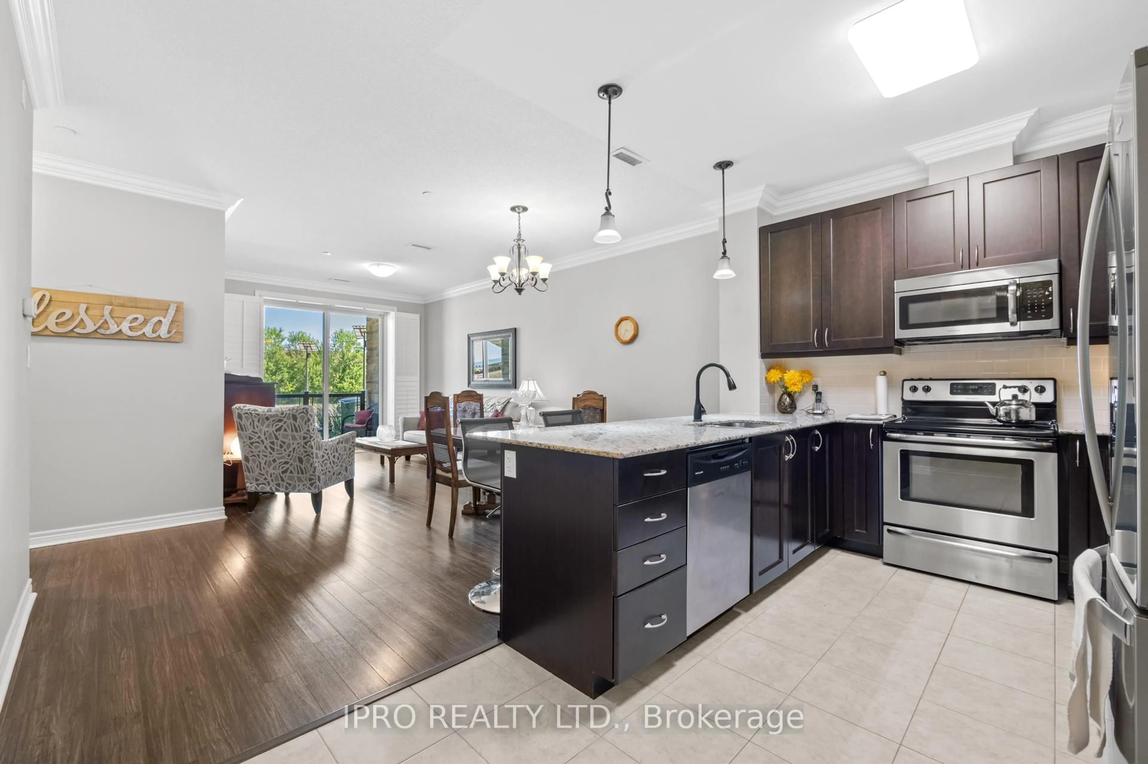 Open concept kitchen, unknown for 33 Whitmer St #112, Milton Ontario L9T 8P9