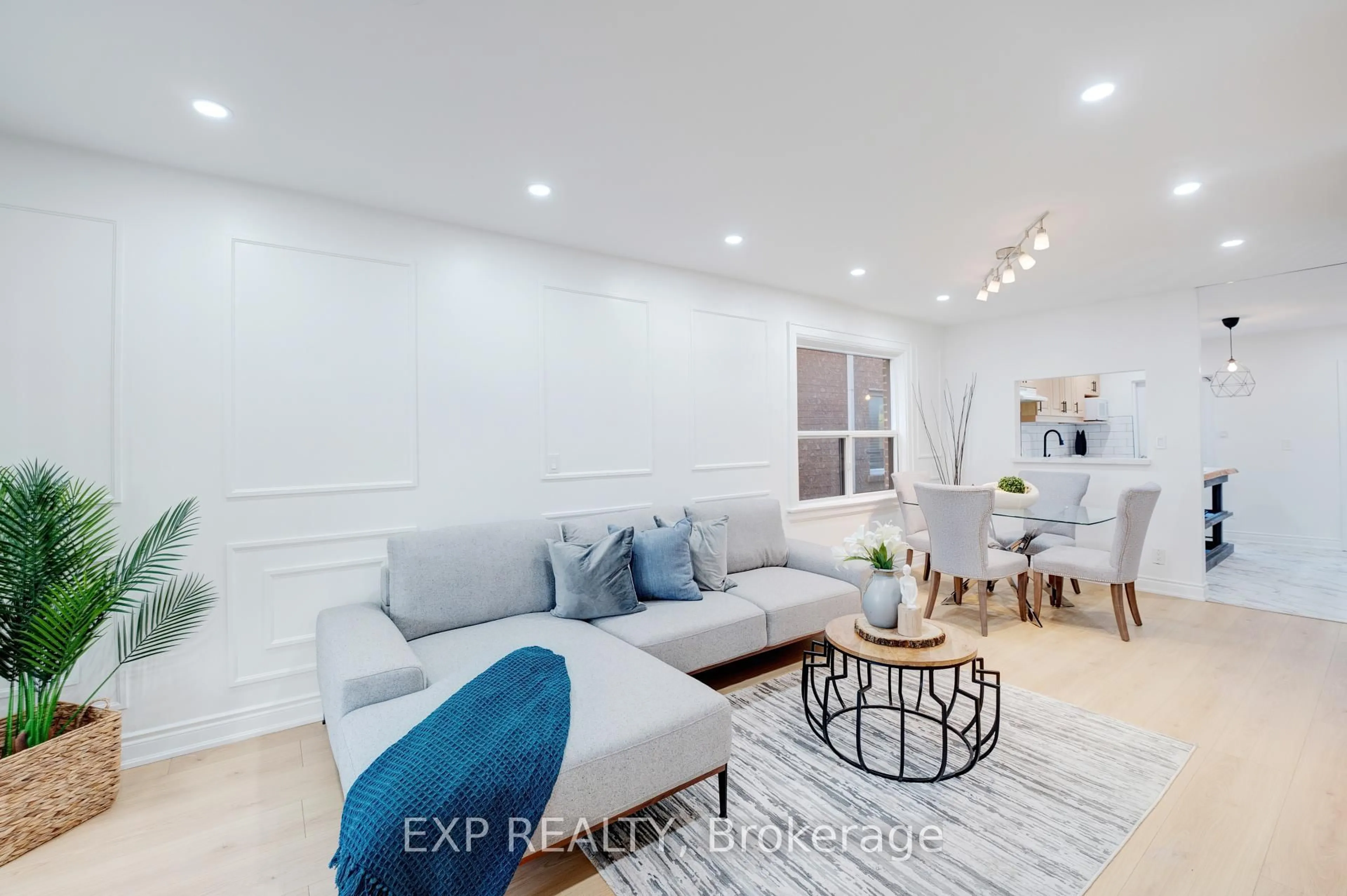 Living room with furniture, unknown for 173 Kane Ave, Toronto Ontario M6M 3N4