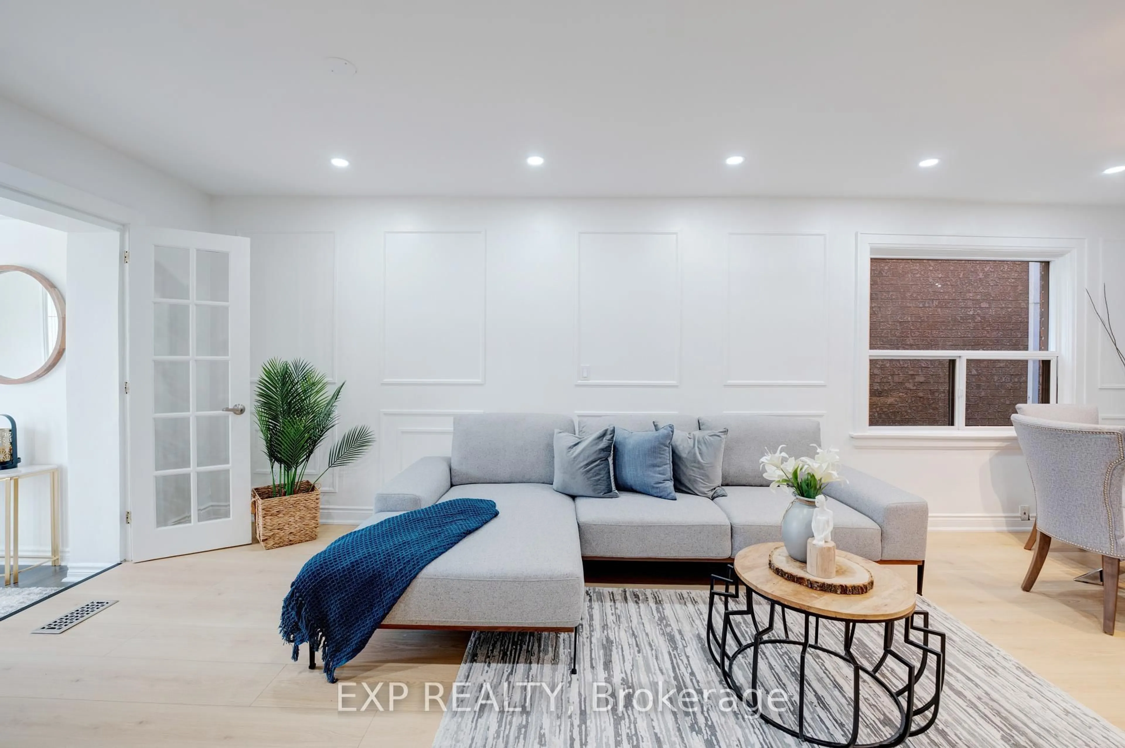 Living room with furniture, unknown for 173 Kane Ave, Toronto Ontario M6M 3N4