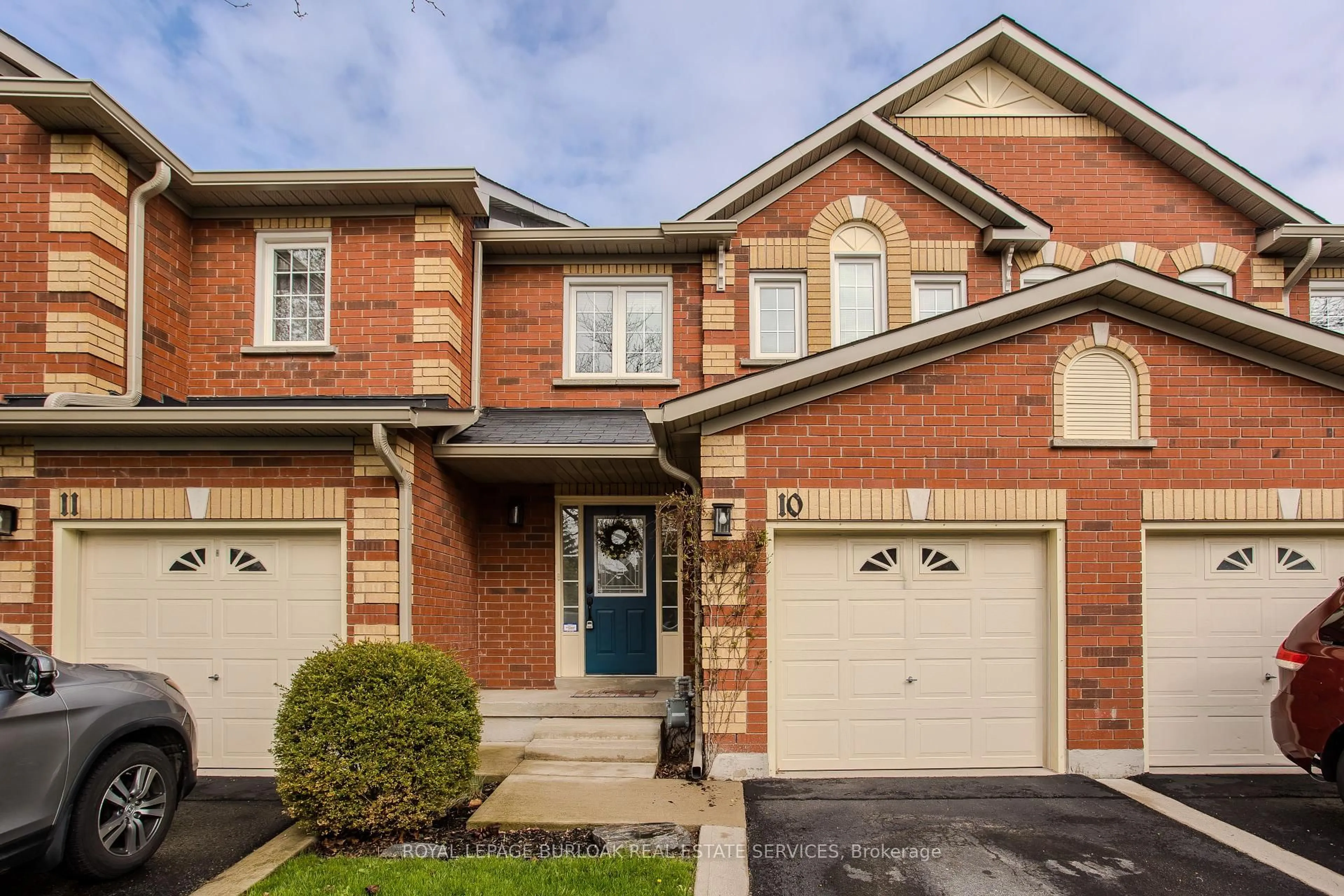Home with brick exterior material, street for 2022 Atkinson Dr #10, Burlington Ontario L7M 4H6