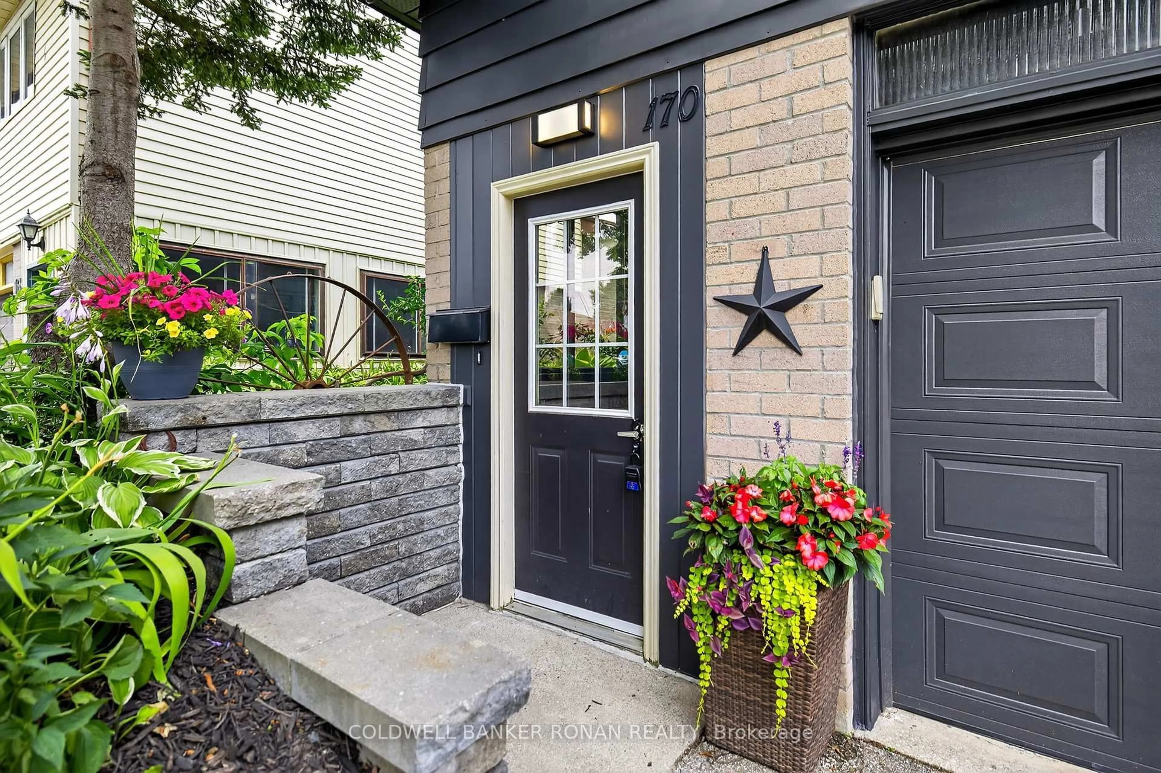 Unknown for 170 Burbank Cres, Orangeville Ontario L9W 3H8