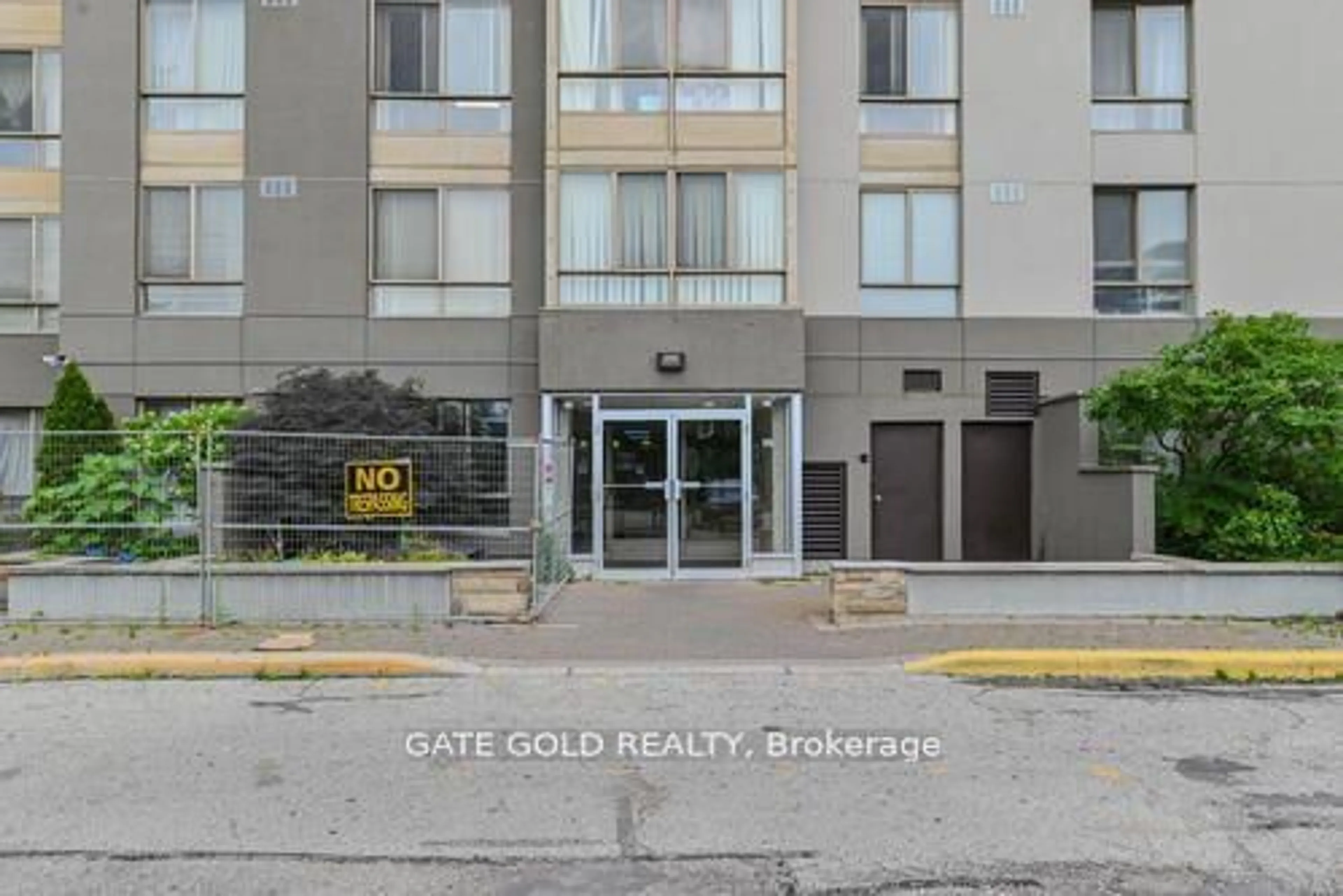 Patio, street for 2470 Eglinton Ave #706, Toronto Ontario M6M 5E7