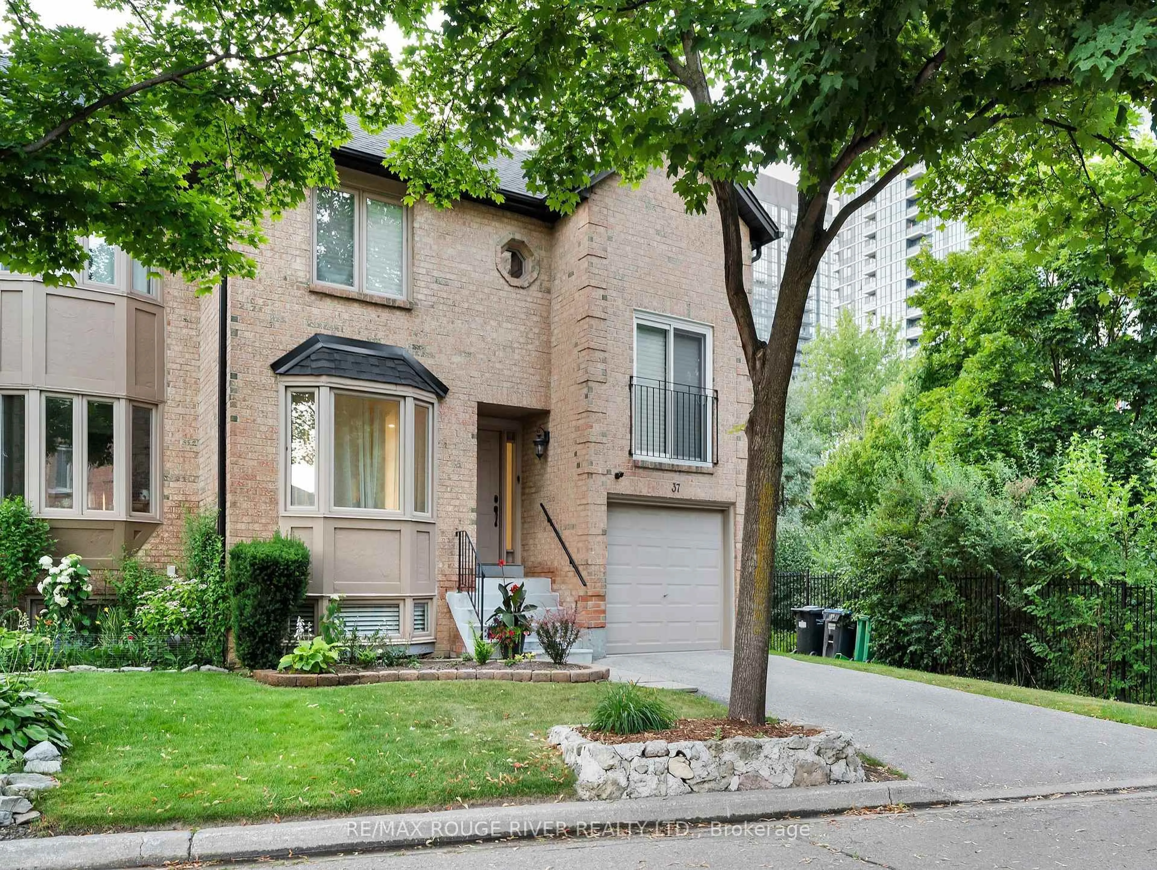 Home with brick exterior material, street for 4635 Regents Terr #37, Mississauga Ontario L5R 1X5
