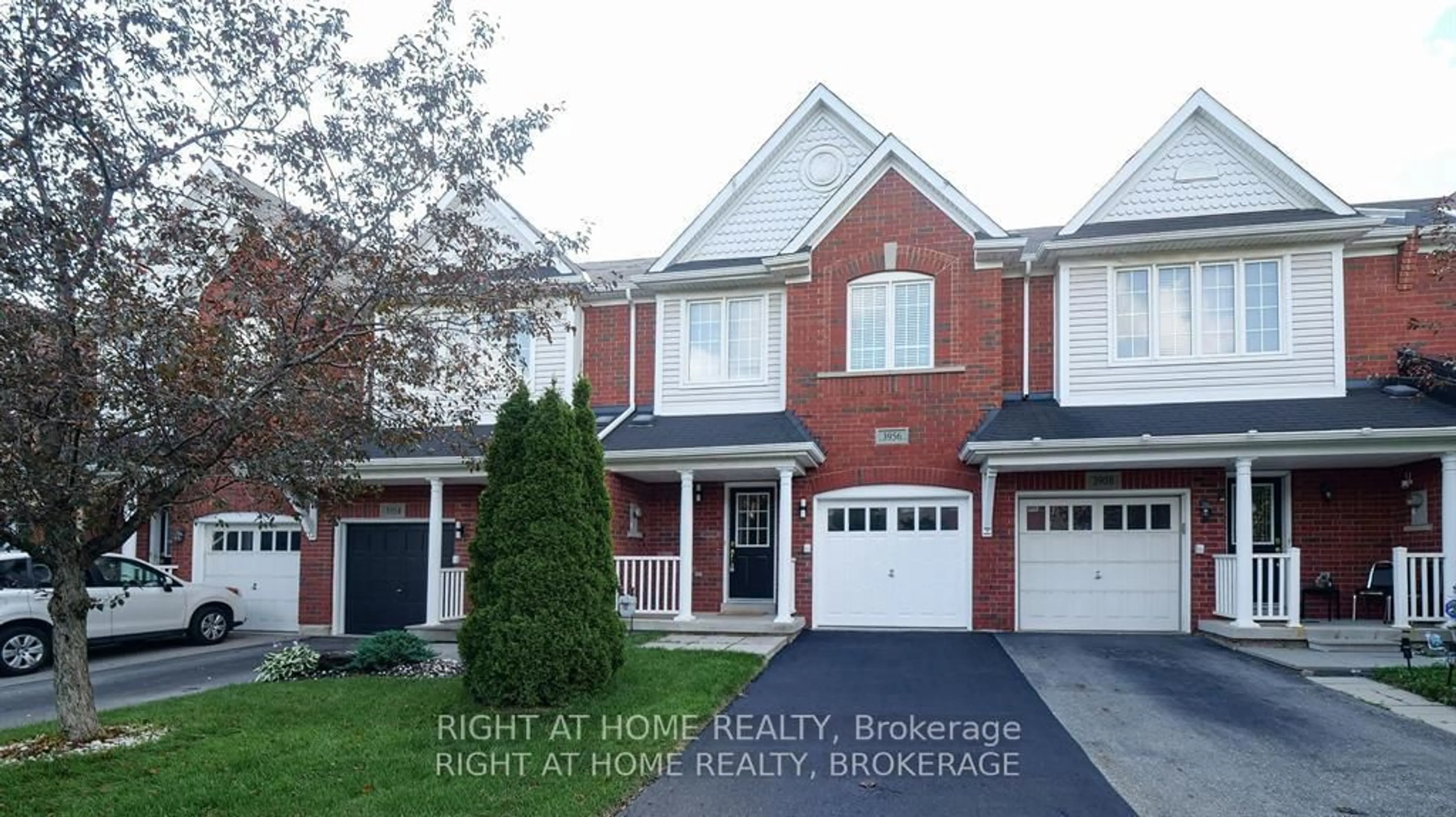 Home with brick exterior material, street for 3956 Stardust Dr, Mississauga Ontario L5M 8A6