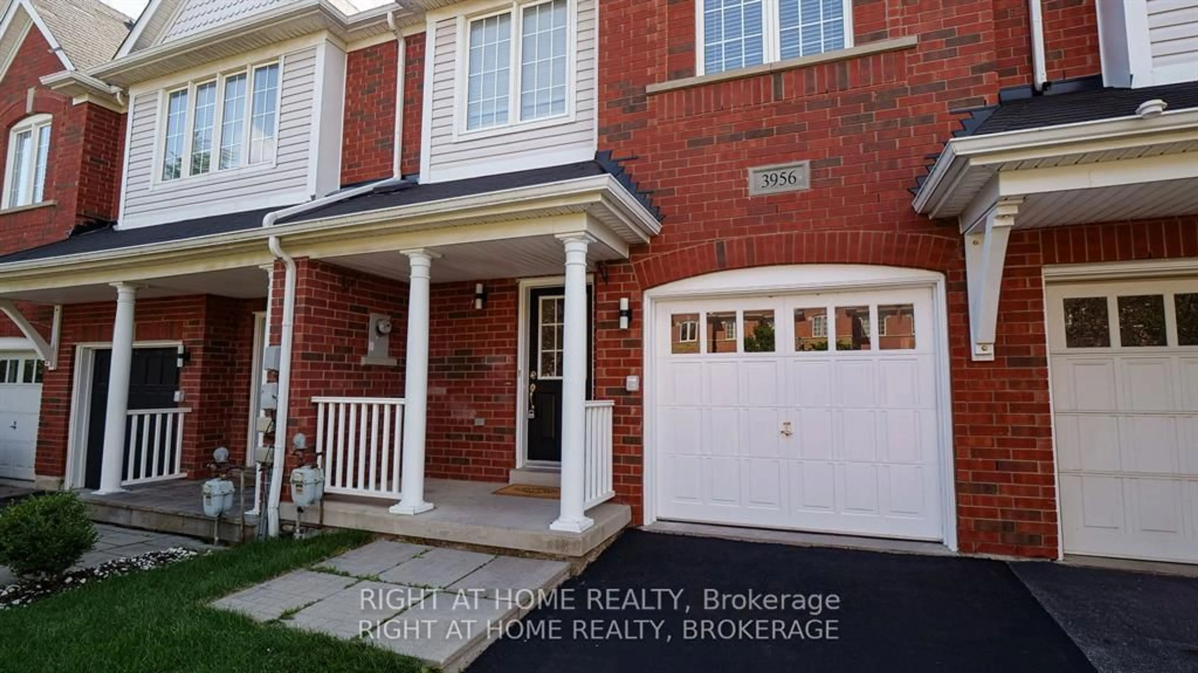 Home with brick exterior material, street for 3956 Stardust Dr, Mississauga Ontario L5M 8A6