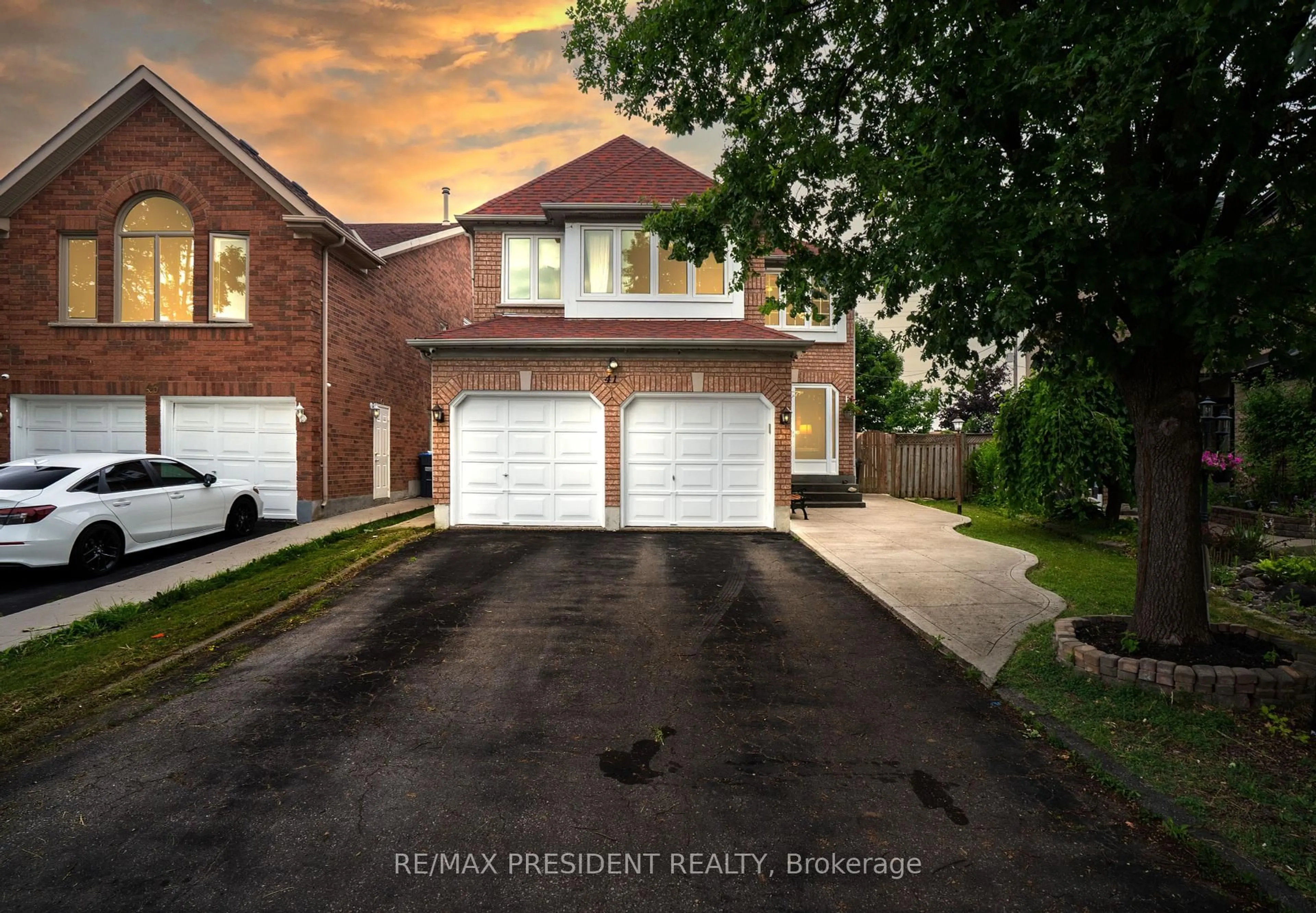Home with brick exterior material, street for 41 Rangeland Rd, Brampton Ontario L6R 1L2