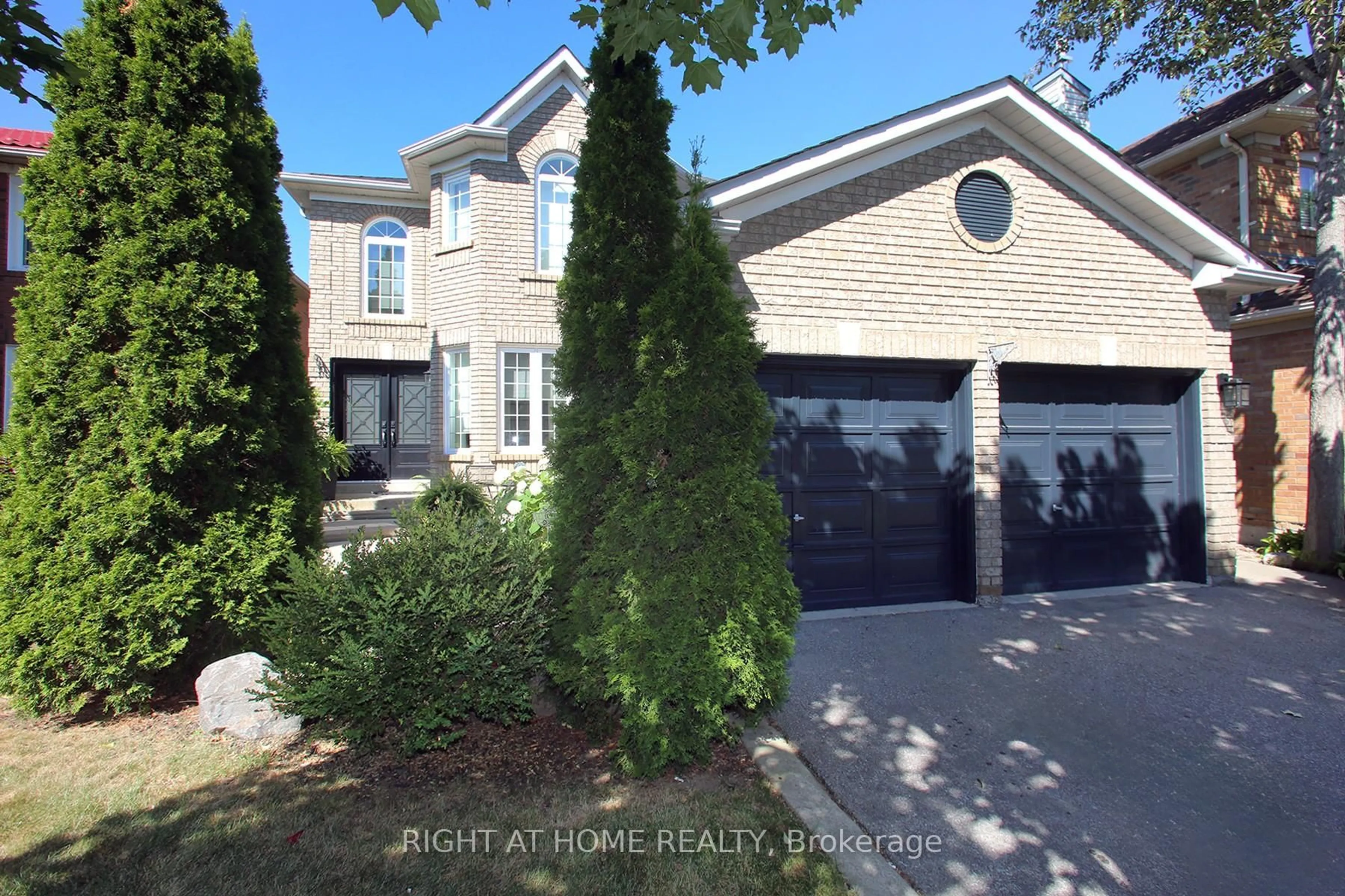 Home with brick exterior material, street for 98 Snowcap Rd, Brampton Ontario L6R 1J1