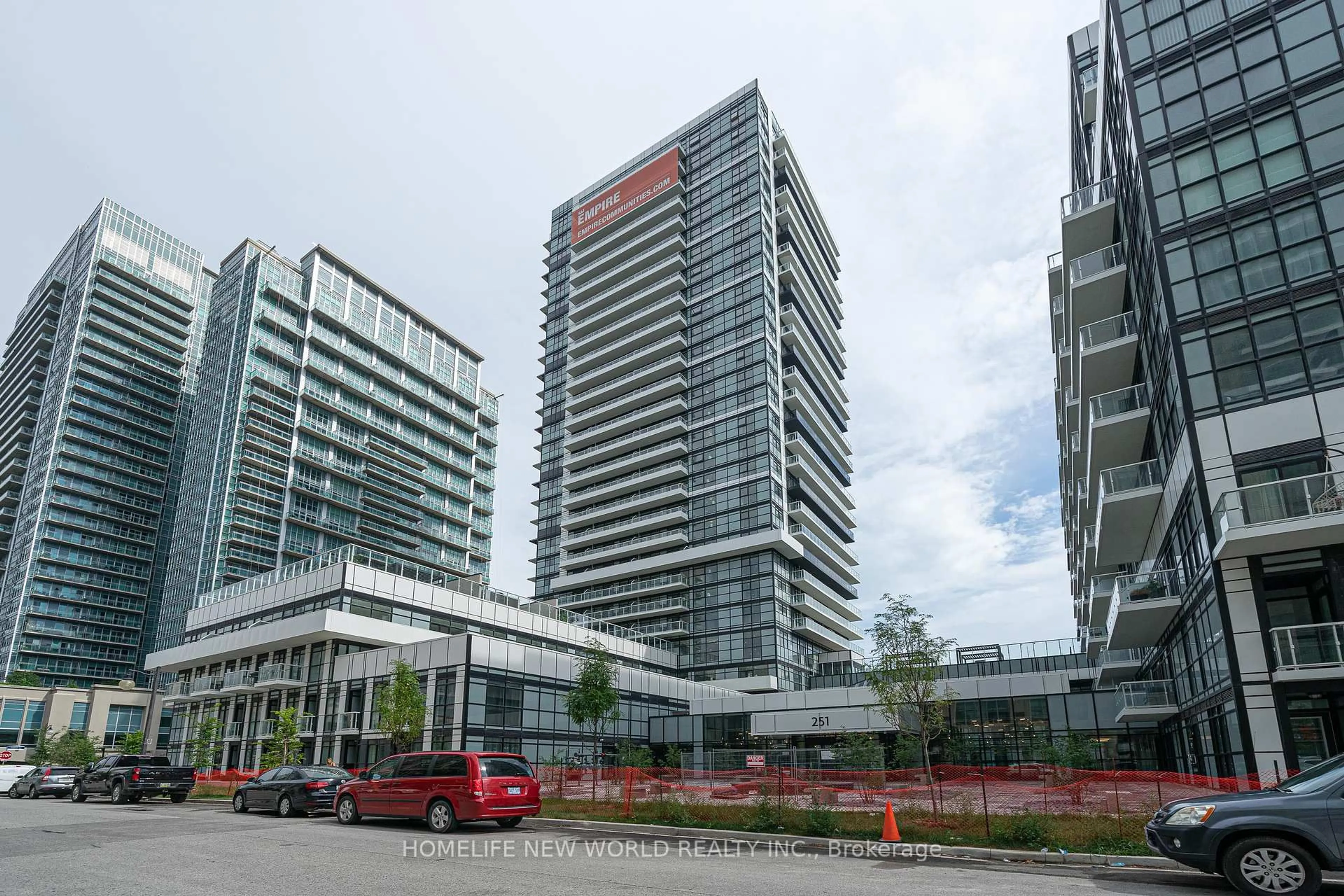 Unknown for 251 Manitoba St #828, Toronto Ontario M8Y 0C7