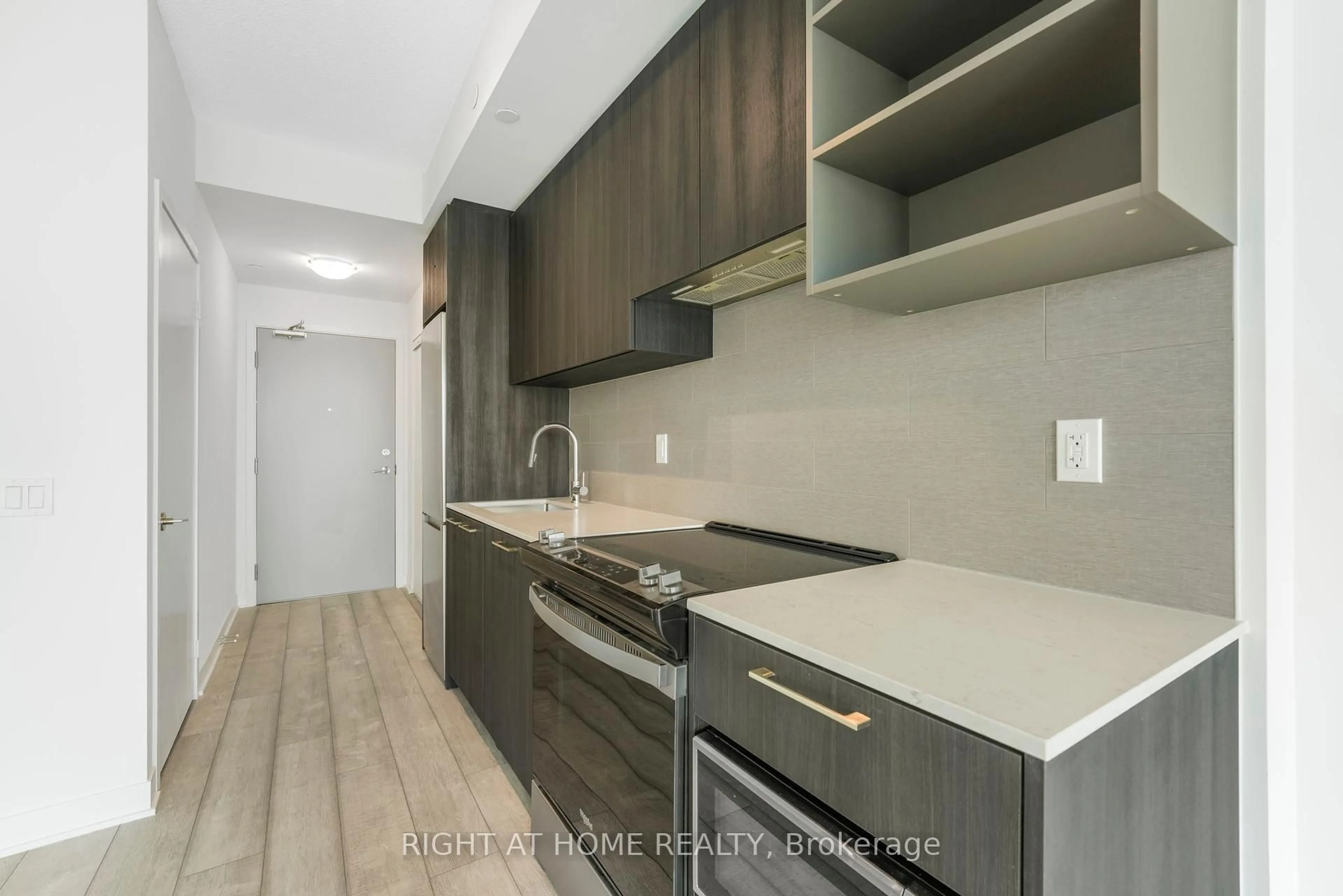 Standard kitchen, unknown for 260 Malta Ave #1609, Brampton Ontario L6Y 6L7