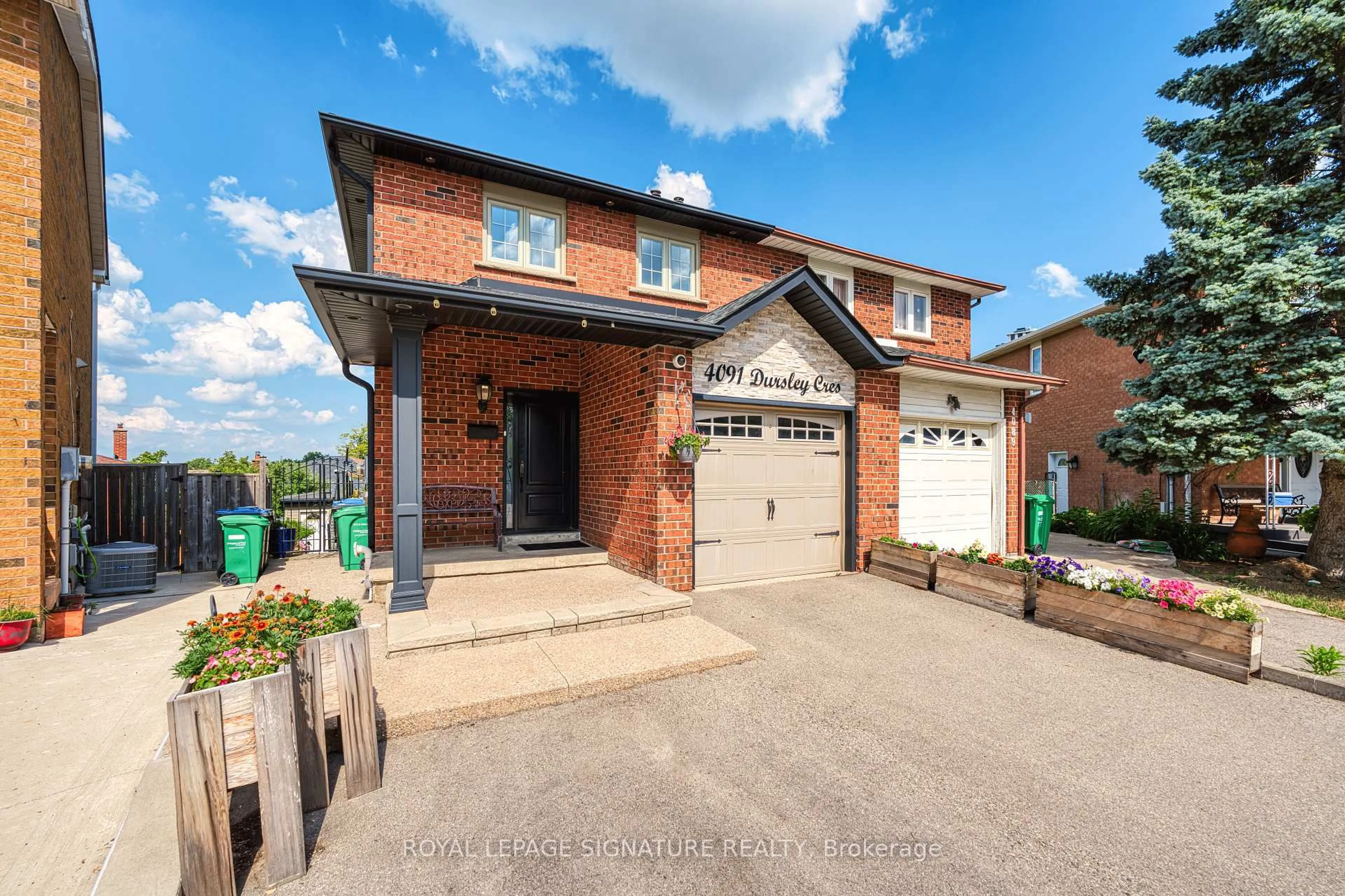 Home with brick exterior material, street for 4091 Dursley Cres, Mississauga Ontario L4Z 1J6