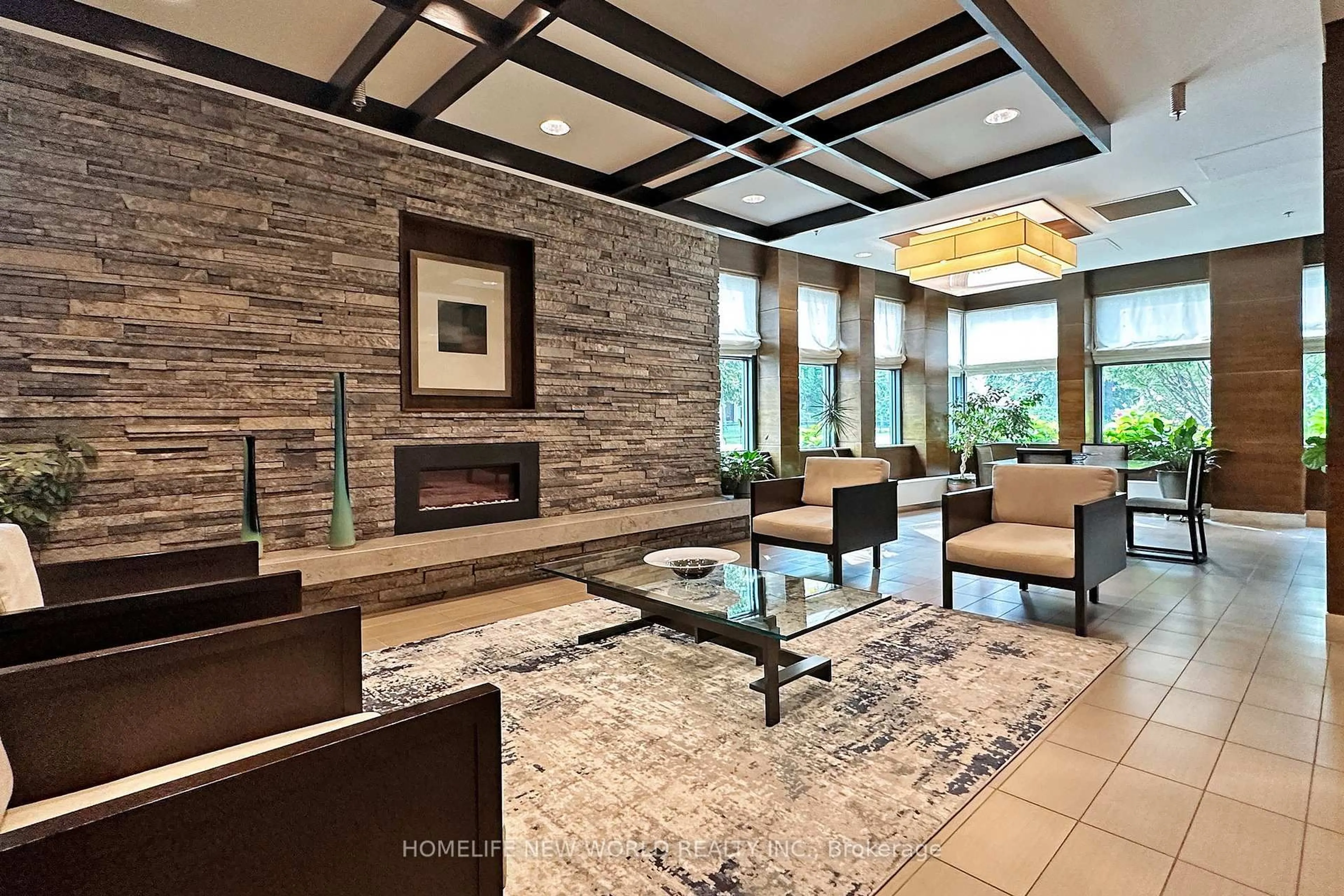 Lobby for 1 Hurontario St #506, Mississauga Ontario L5G 0A3