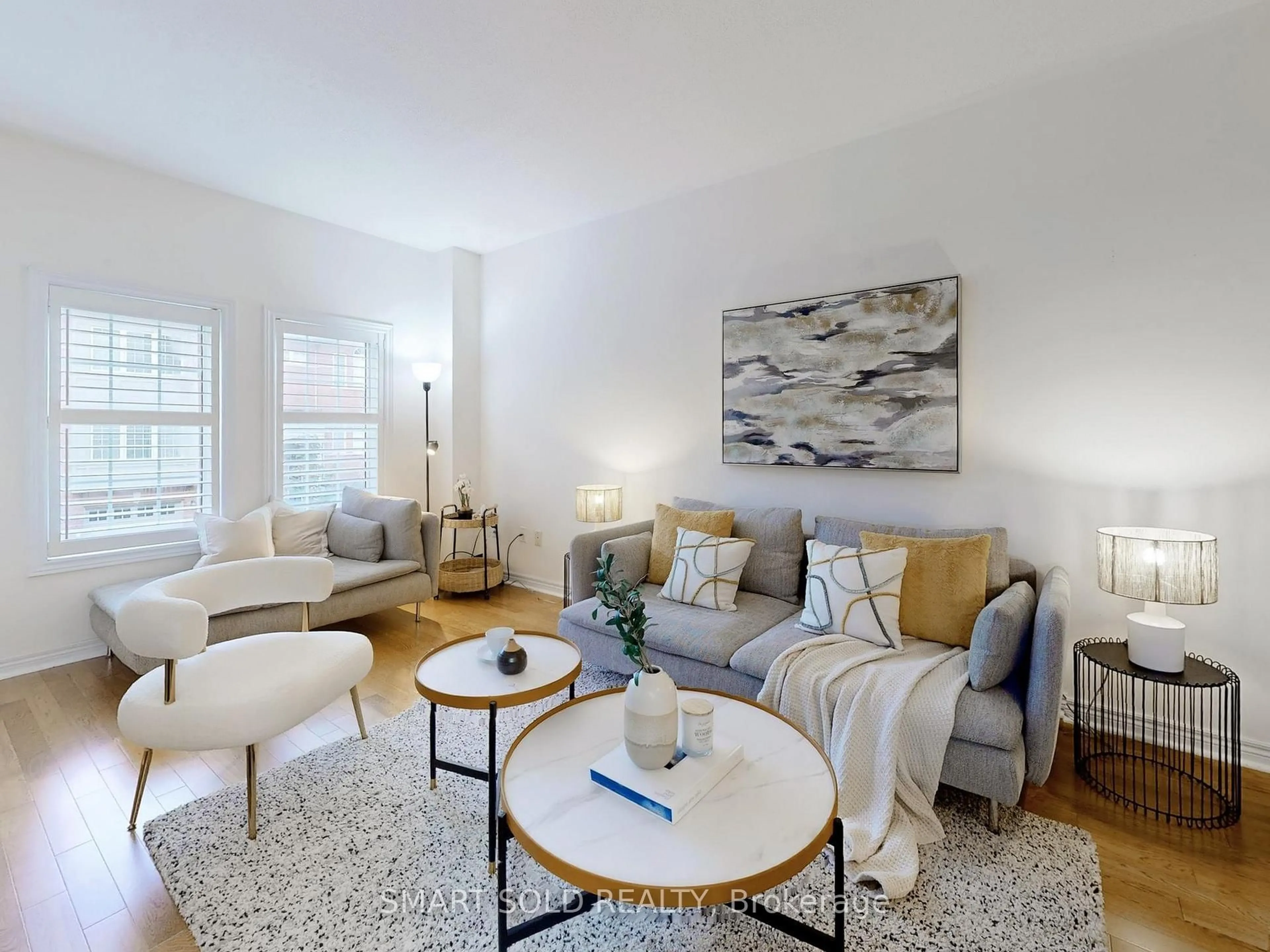 Living room with furniture, unknown for 230 Paisley Blvd #26, Mississauga Ontario L5B 0C5