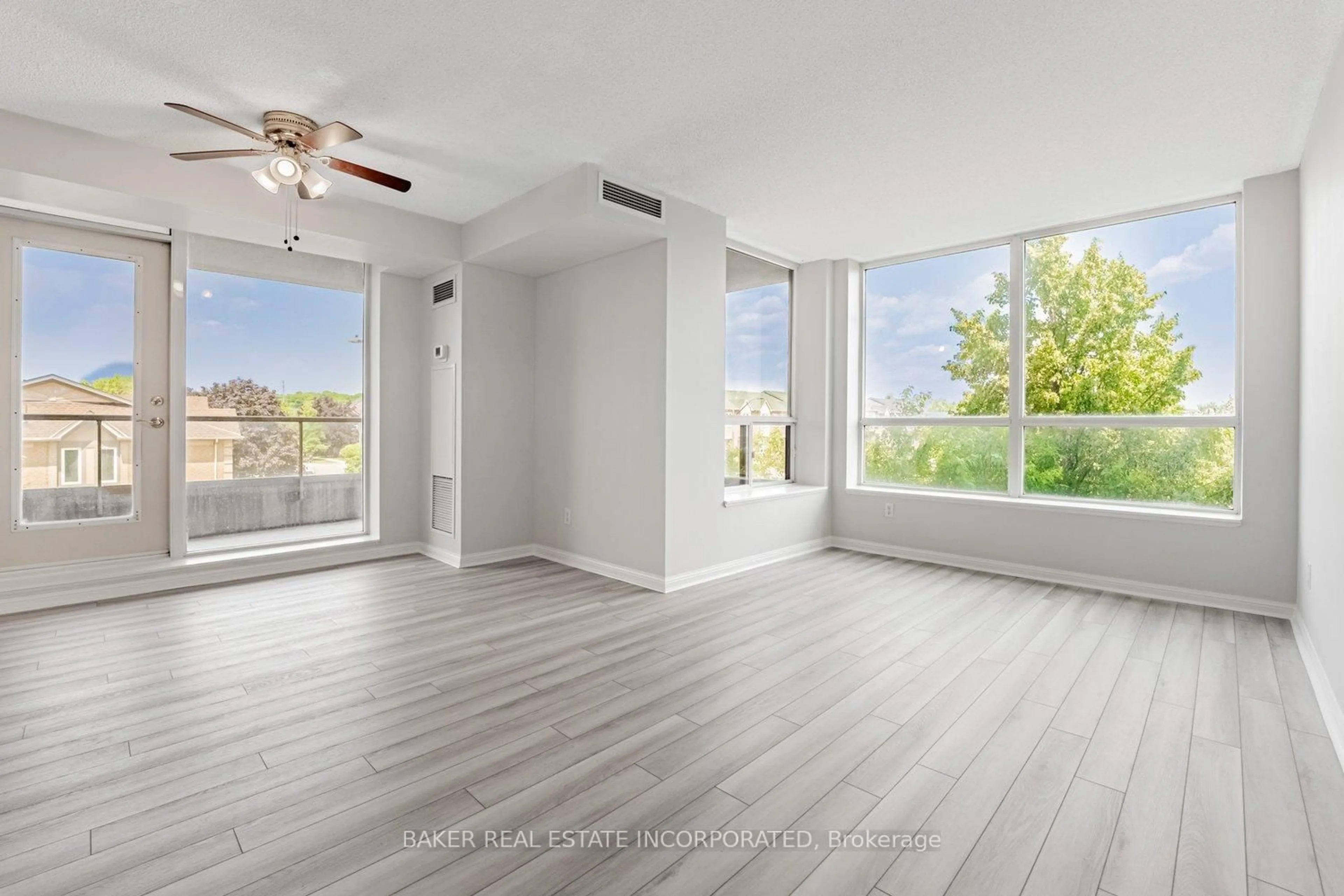 A pic of a room for 1150 Parkwest Pl #311, Mississauga Ontario L5E 3K4
