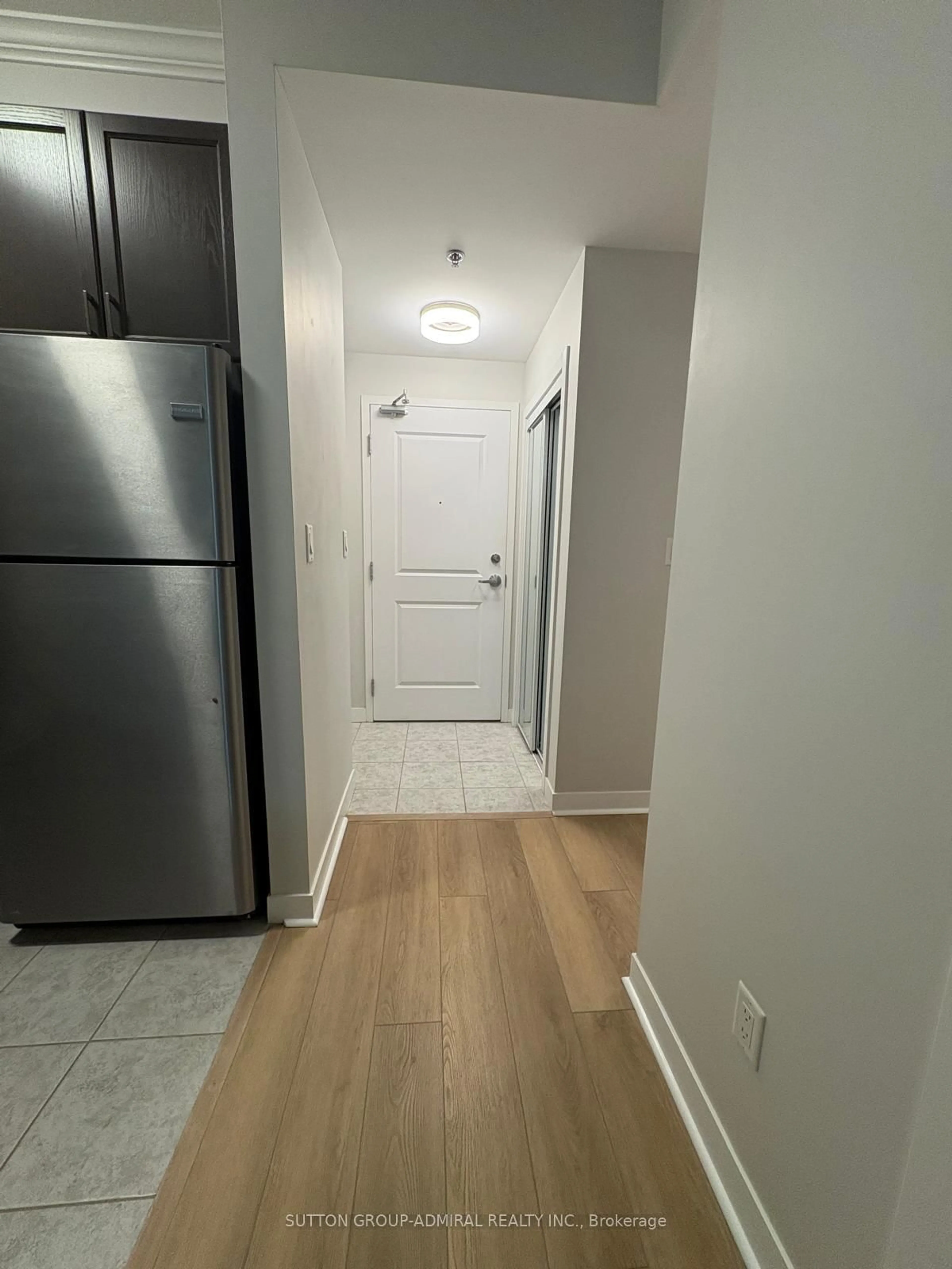 A pic of a room for 5317 Upper Middle Rd #104, Burlington Ontario L7L 0G8