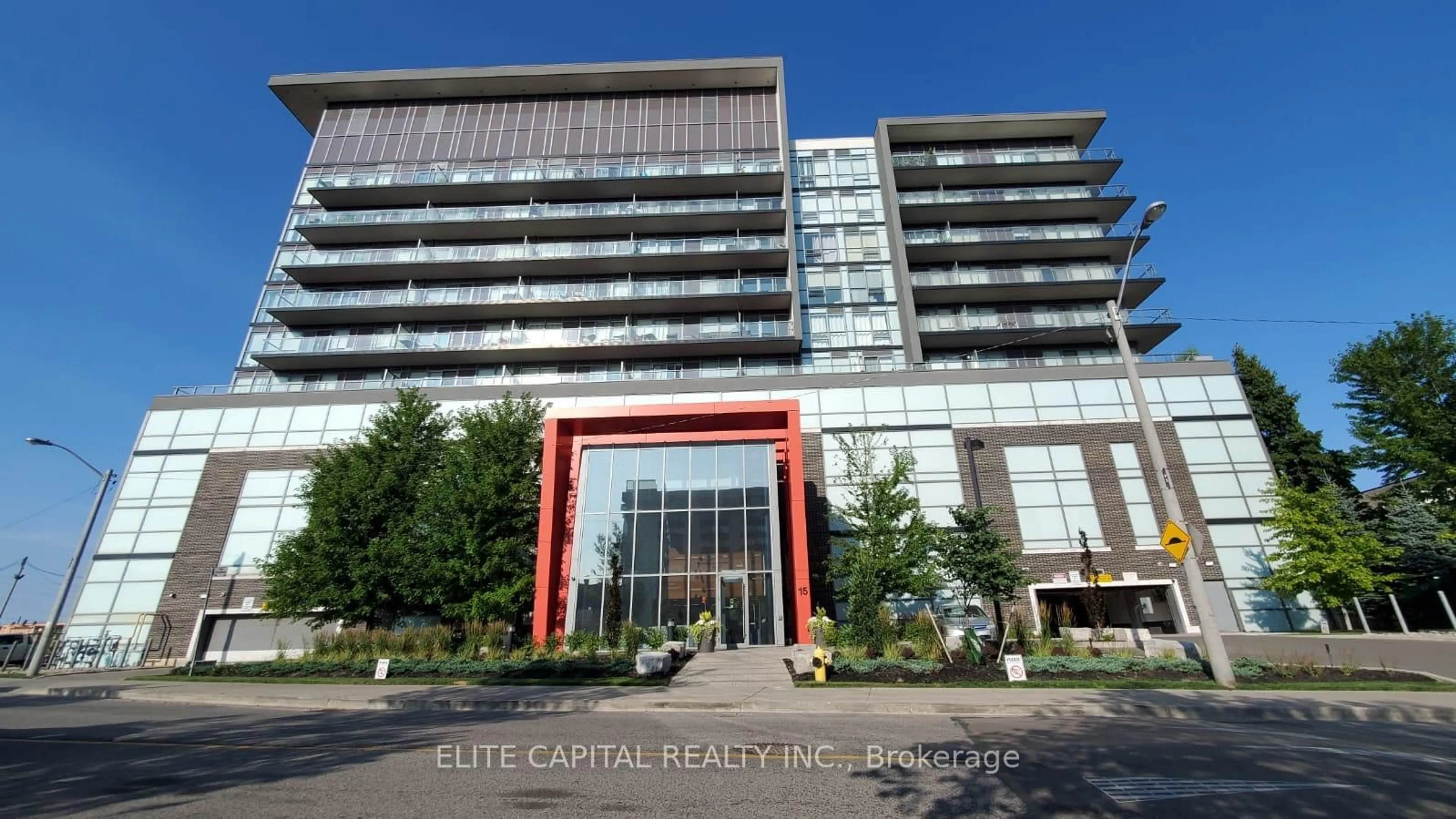 Indoor foyer for 15 James Finlay Way #904, Toronto Ontario M3M 0B3