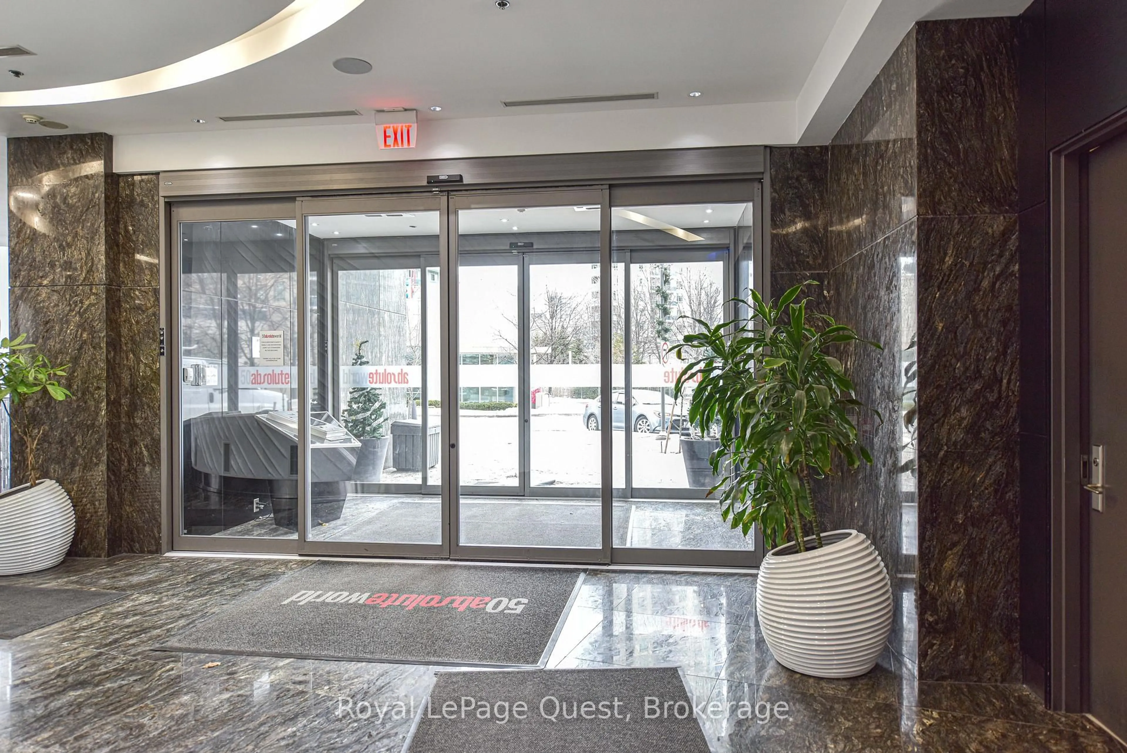 Indoor foyer for 50 Absolute Ave #3606, Mississauga Ontario L4Z 0A8