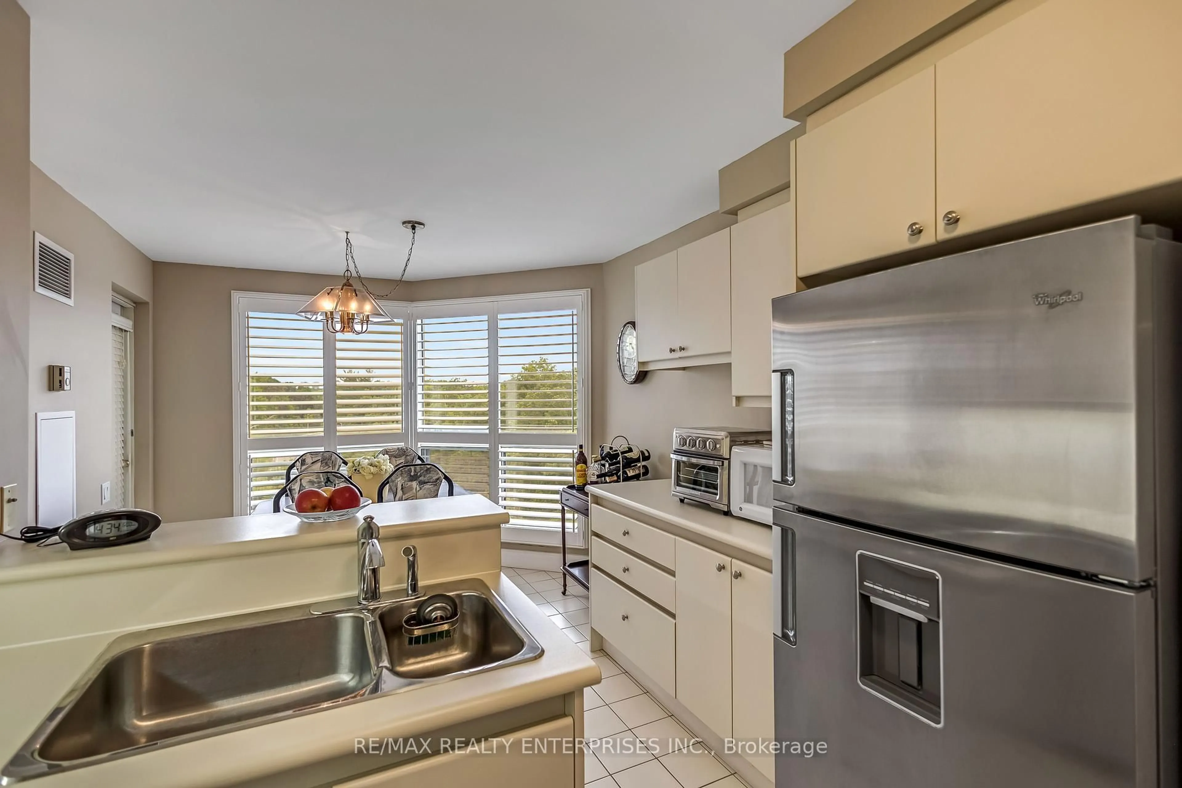 Unknown for 1800 The College Way #704, Mississauga Ontario L5L 5S4