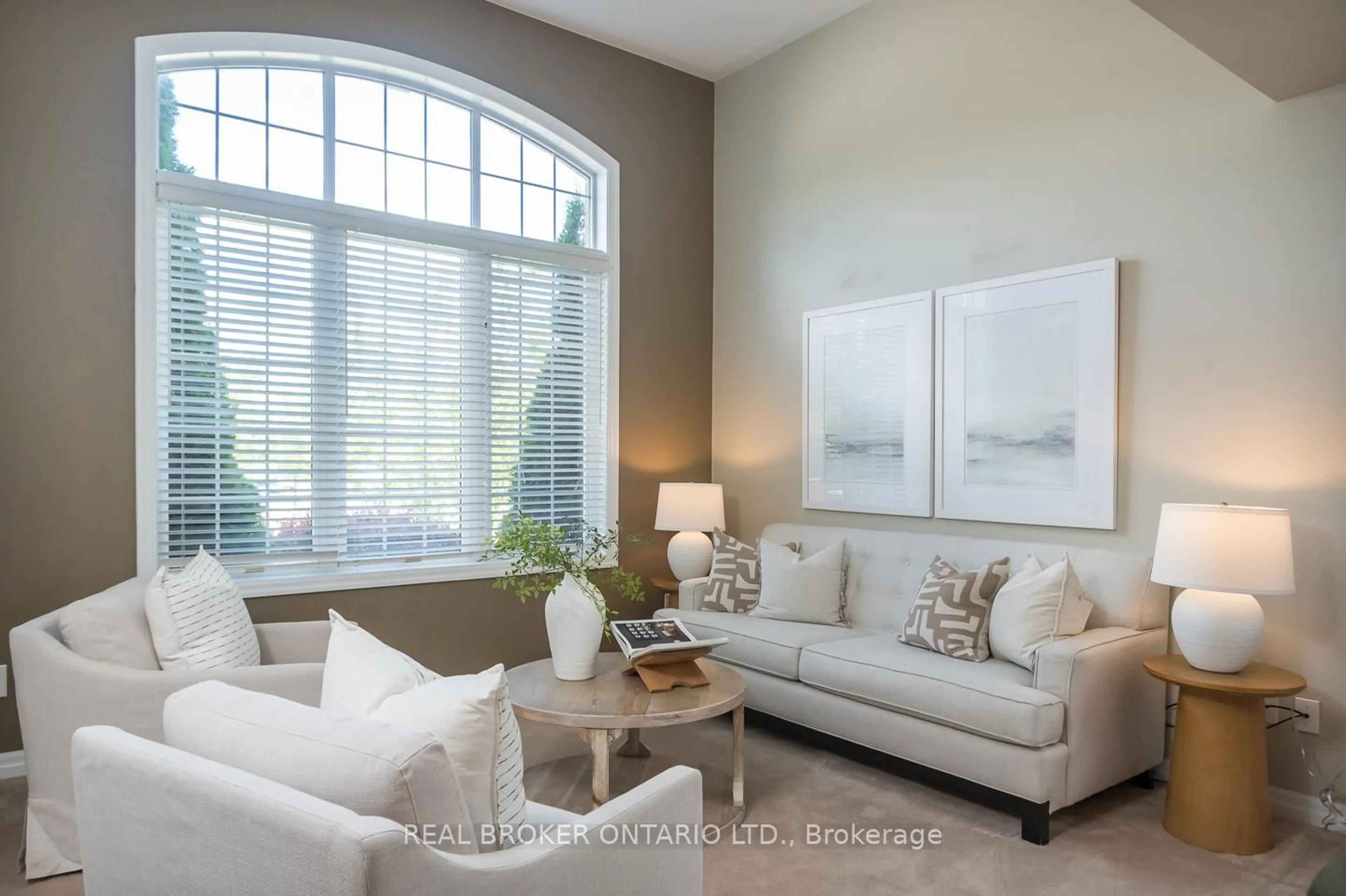 Living room with furniture, unknown for 1273 Ellenton Cres, Milton Ontario L9T 6V3