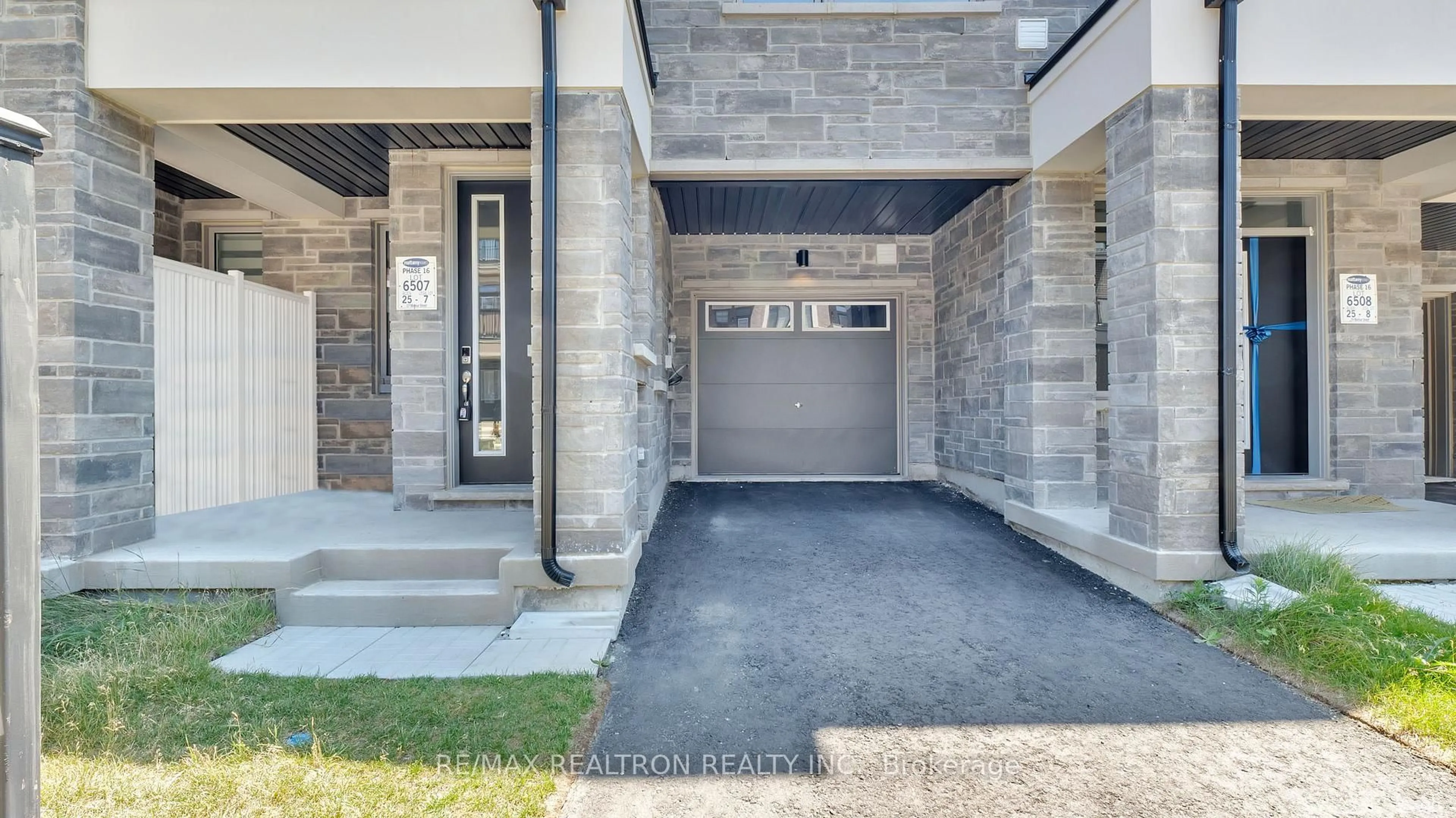 Unknown for 17 Melmar St, Brampton Ontario L7A 0B6