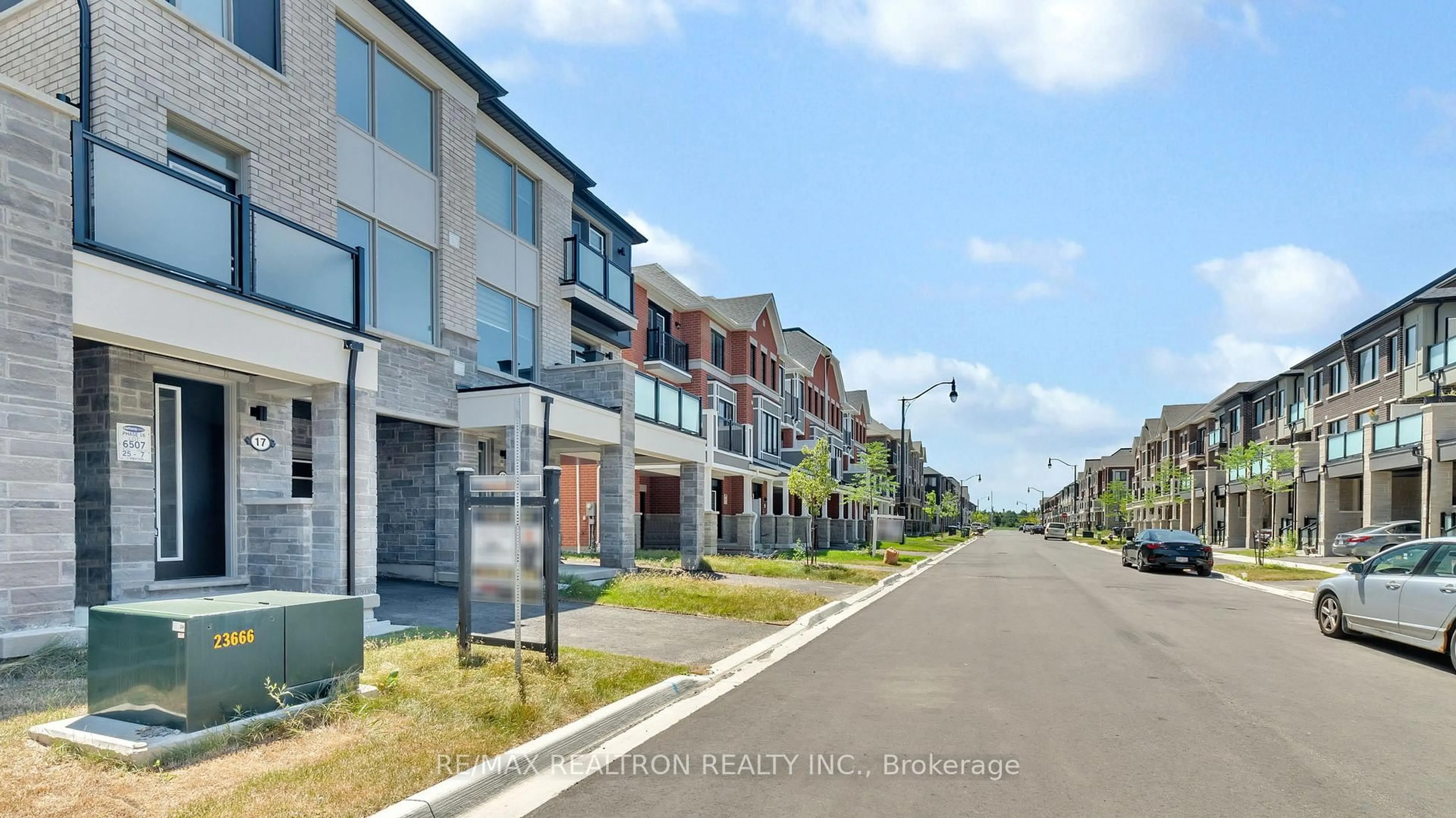 Unknown for 17 Melmar St, Brampton Ontario L7A 0B6