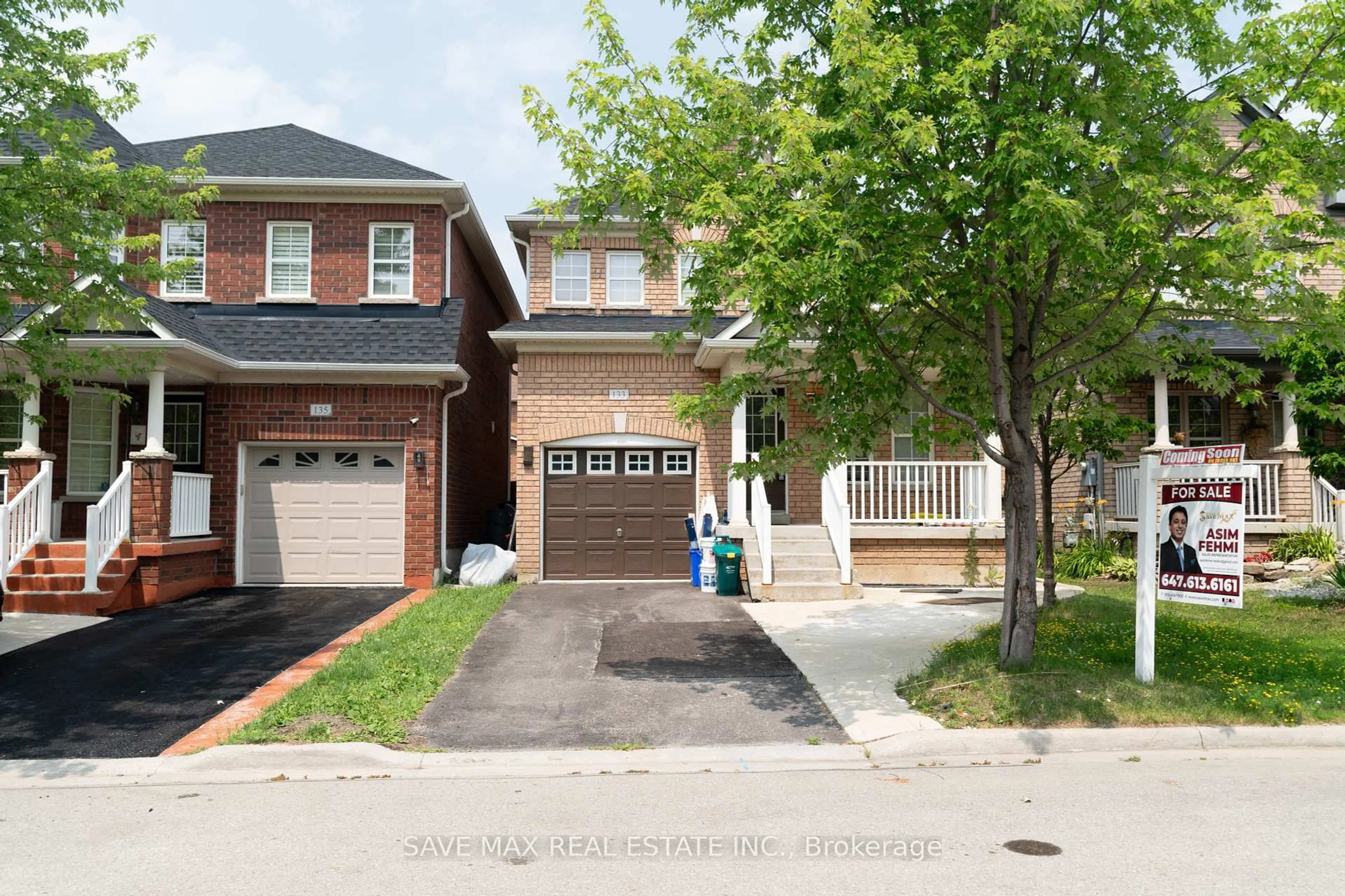 Home with brick exterior material, street for 133 Weston Dr, Milton Ontario L9T 0V6