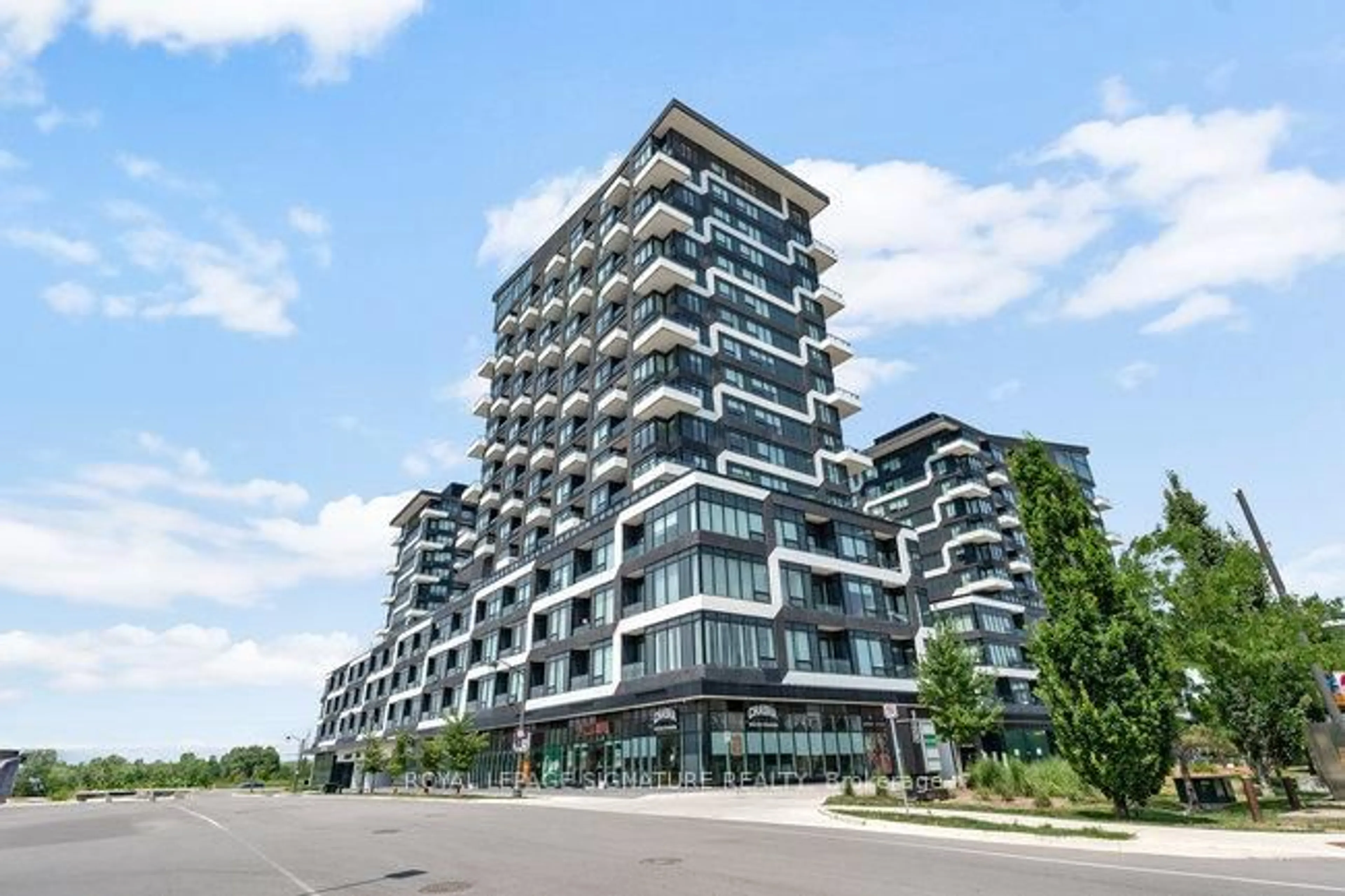 Unknown for 2481 Taunton Rd #404, Oakville Ontario L6H 3R7